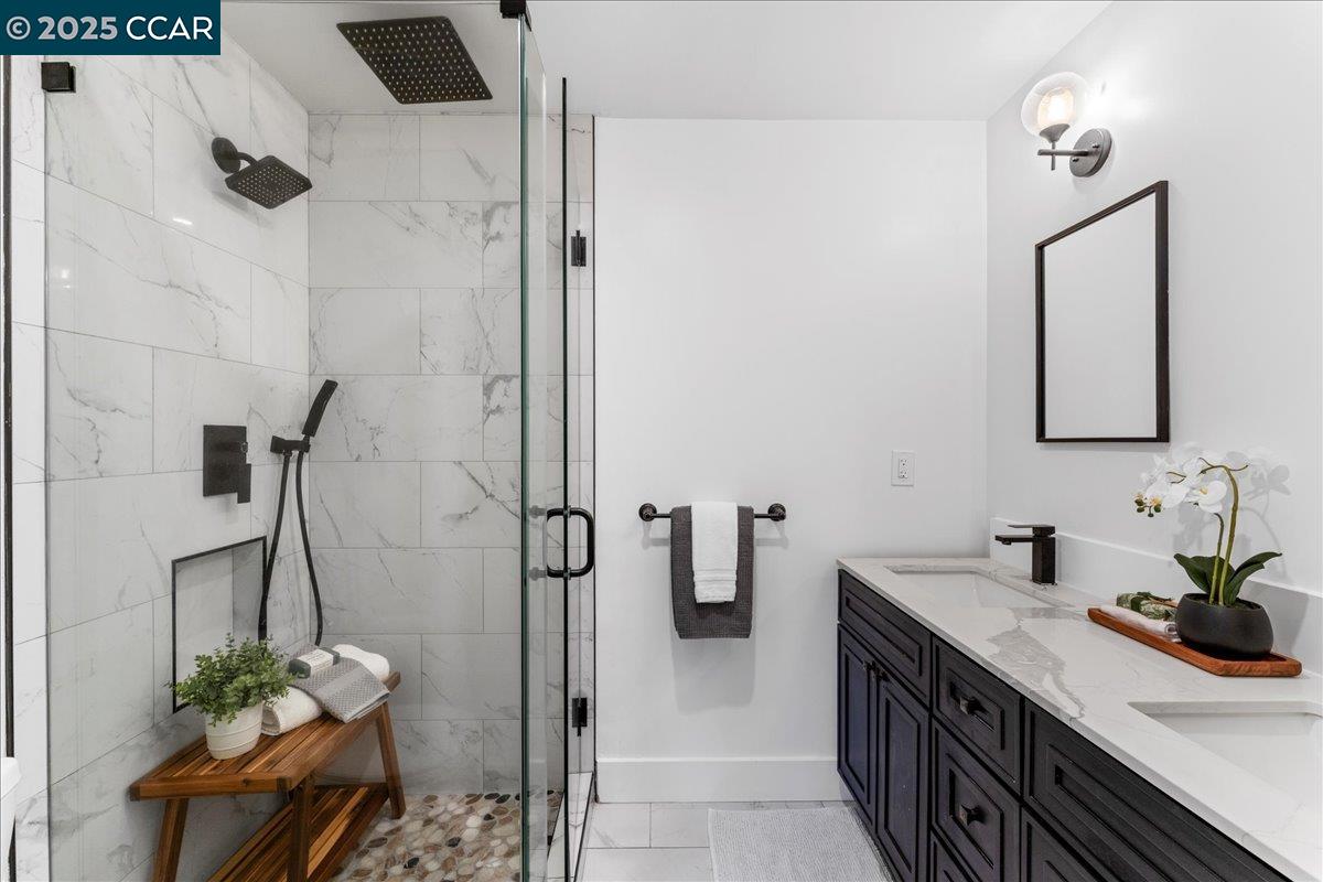 Detail Gallery Image 21 of 27 For 1842 1st St, Richmond,  CA 94801 - 3 Beds | 2 Baths