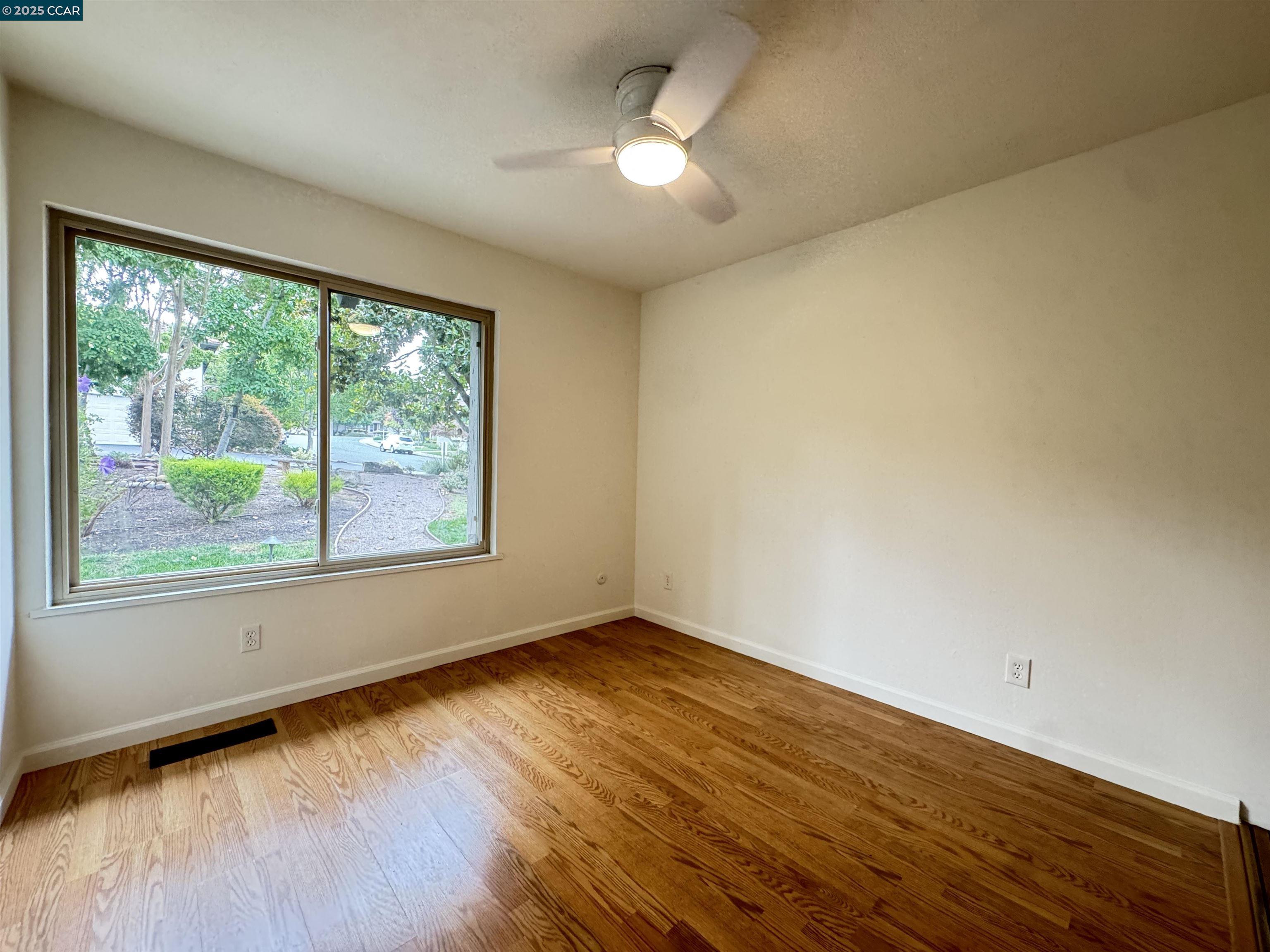 Detail Gallery Image 26 of 35 For 1447 Camino Peral, Moraga,  CA 94556 - 3 Beds | 2 Baths