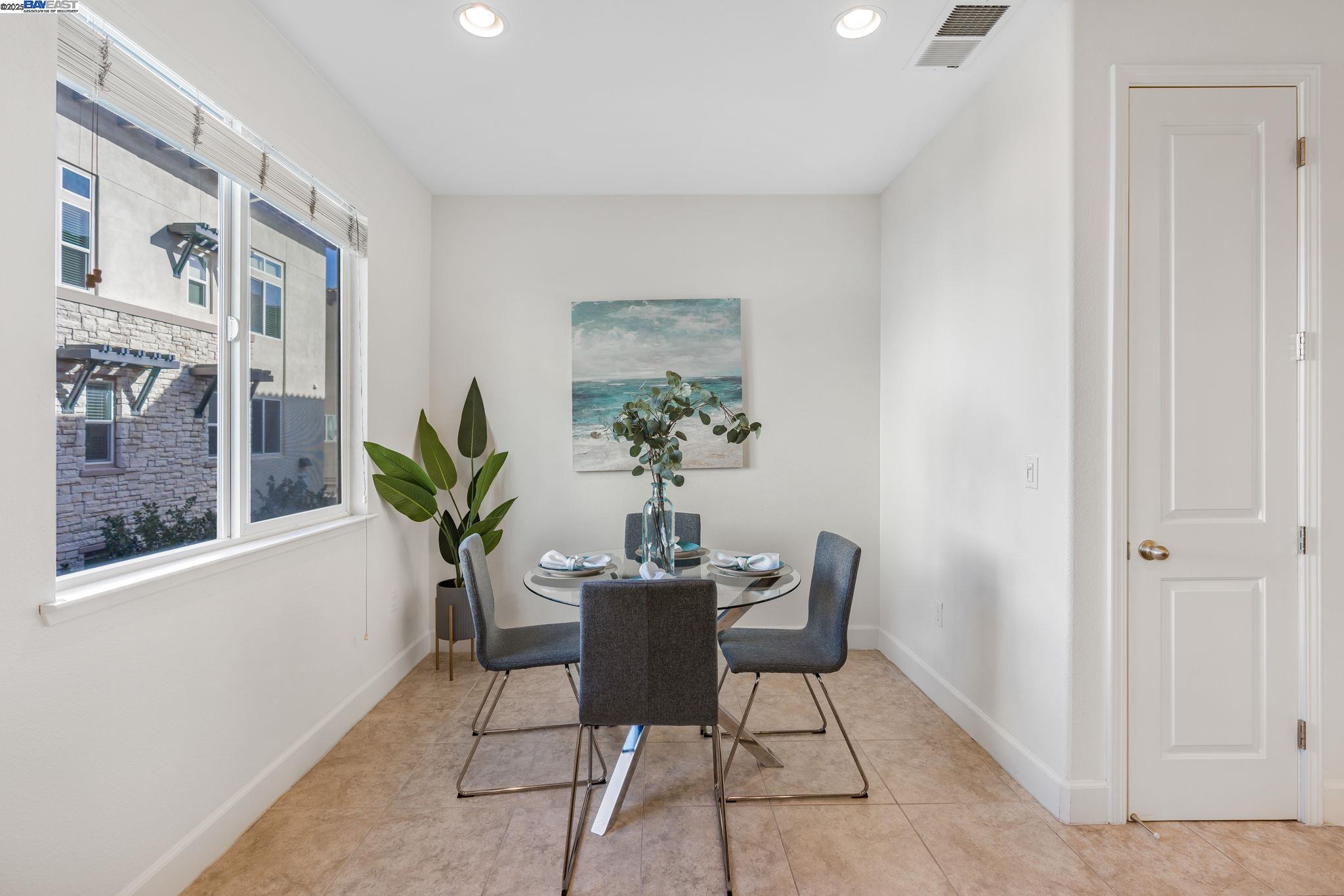 Photo #12: 41111786 Listing: Photo #12