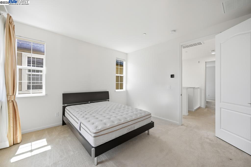 Detail Gallery Image 12 of 21 For 1505 Sylvia St, Hayward,  CA 94545 - 3 Beds | 2/1 Baths