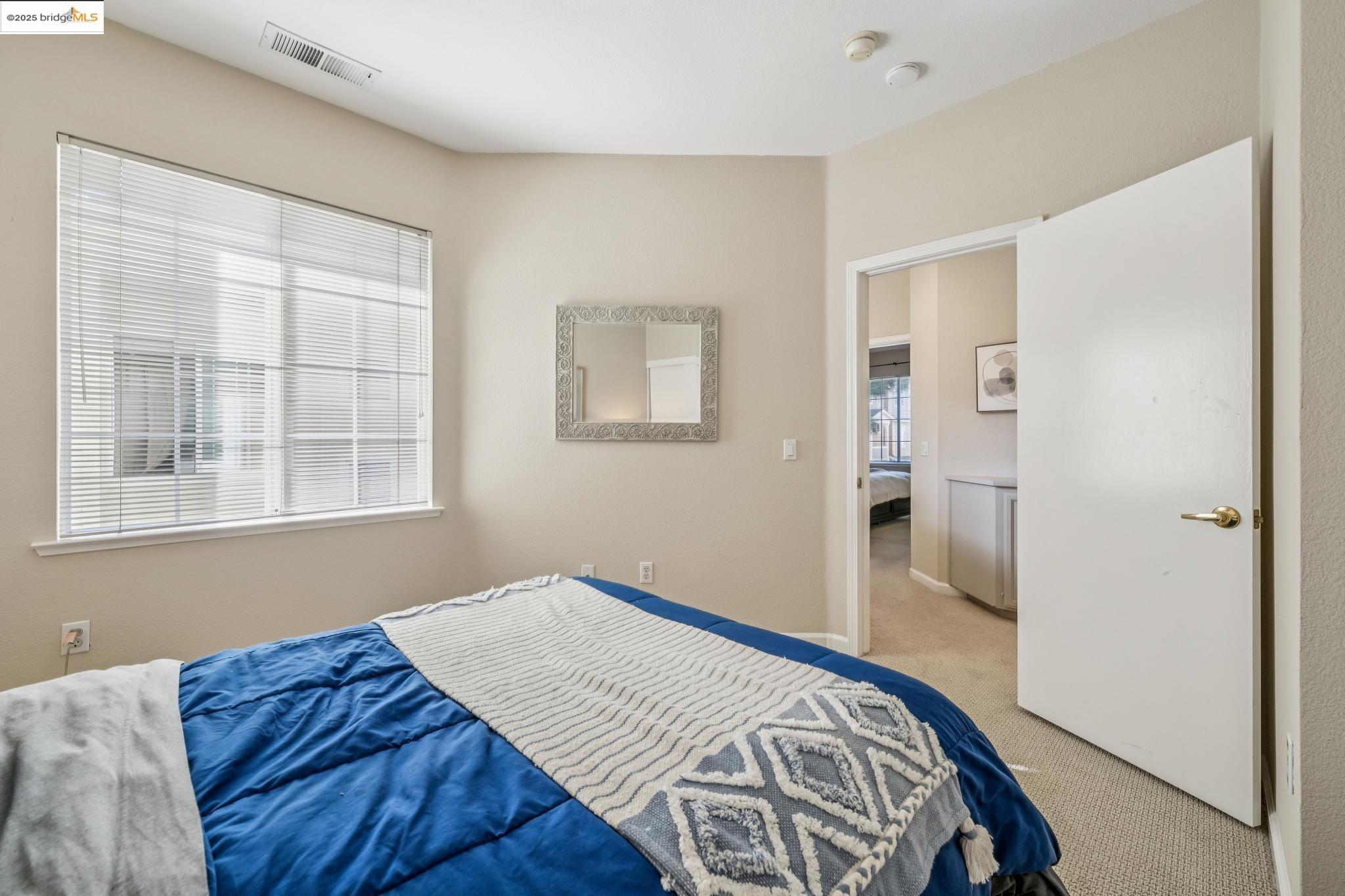Detail Gallery Image 16 of 60 For 2605 Beach Head Ct, Richmond,  CA 94804 - 3 Beds | 3 Baths