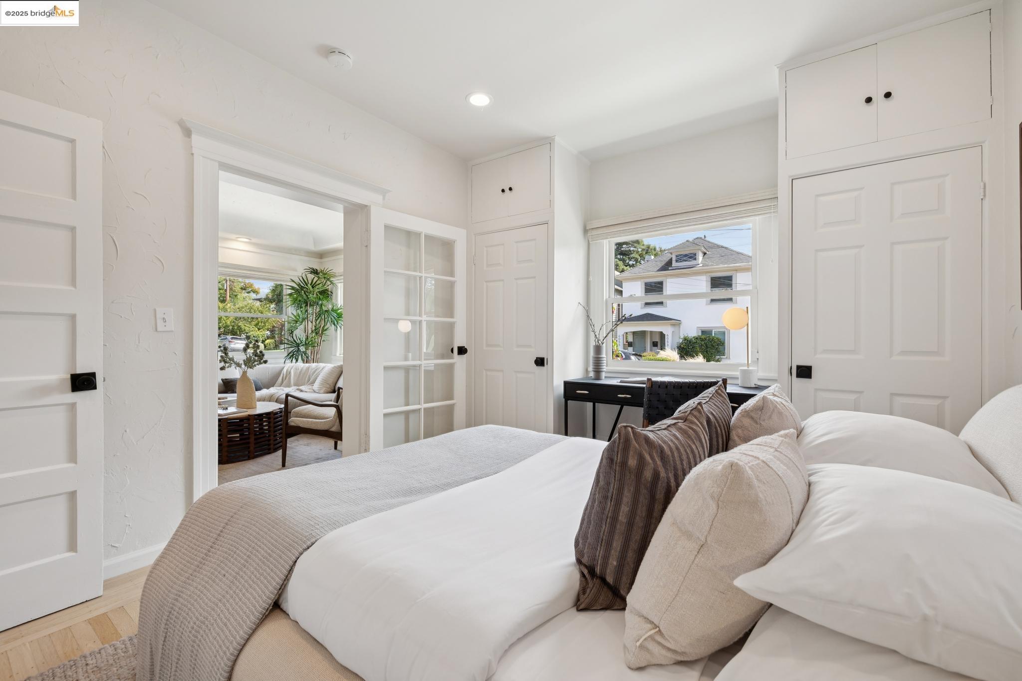 Detail Gallery Image 26 of 55 For 6060 Harwood Avenue, Oakland,  CA 94618 - 3 Beds | 2 Baths