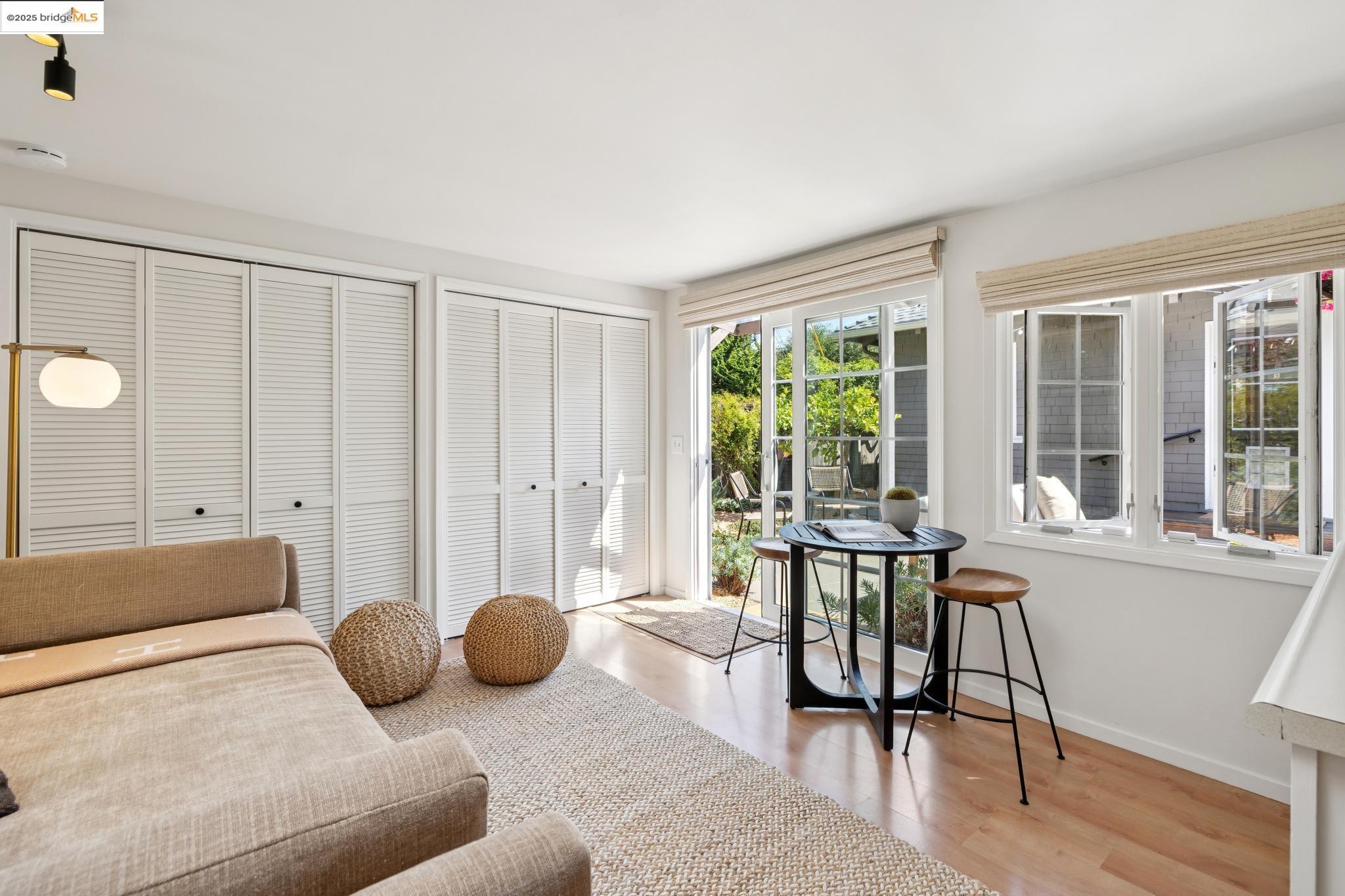 Detail Gallery Image 44 of 55 For 6060 Harwood Avenue, Oakland,  CA 94618 - 3 Beds | 2 Baths