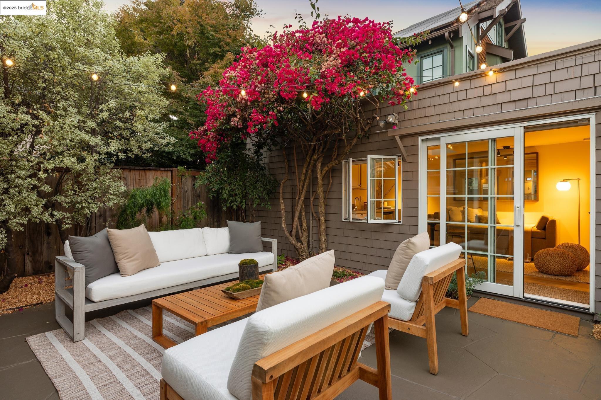 Detail Gallery Image 48 of 55 For 6060 Harwood Avenue, Oakland,  CA 94618 - 3 Beds | 2 Baths