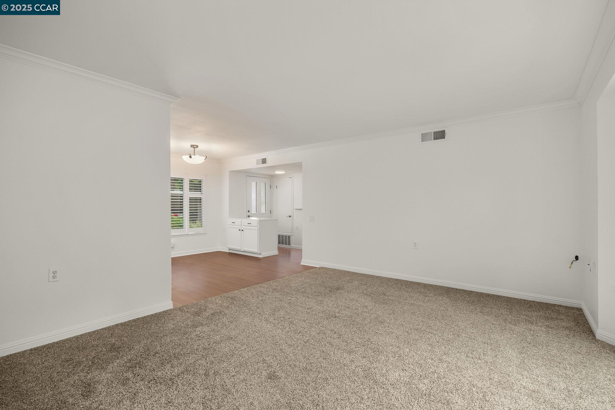 Photo #11: 41111791 Listing: Photo #11