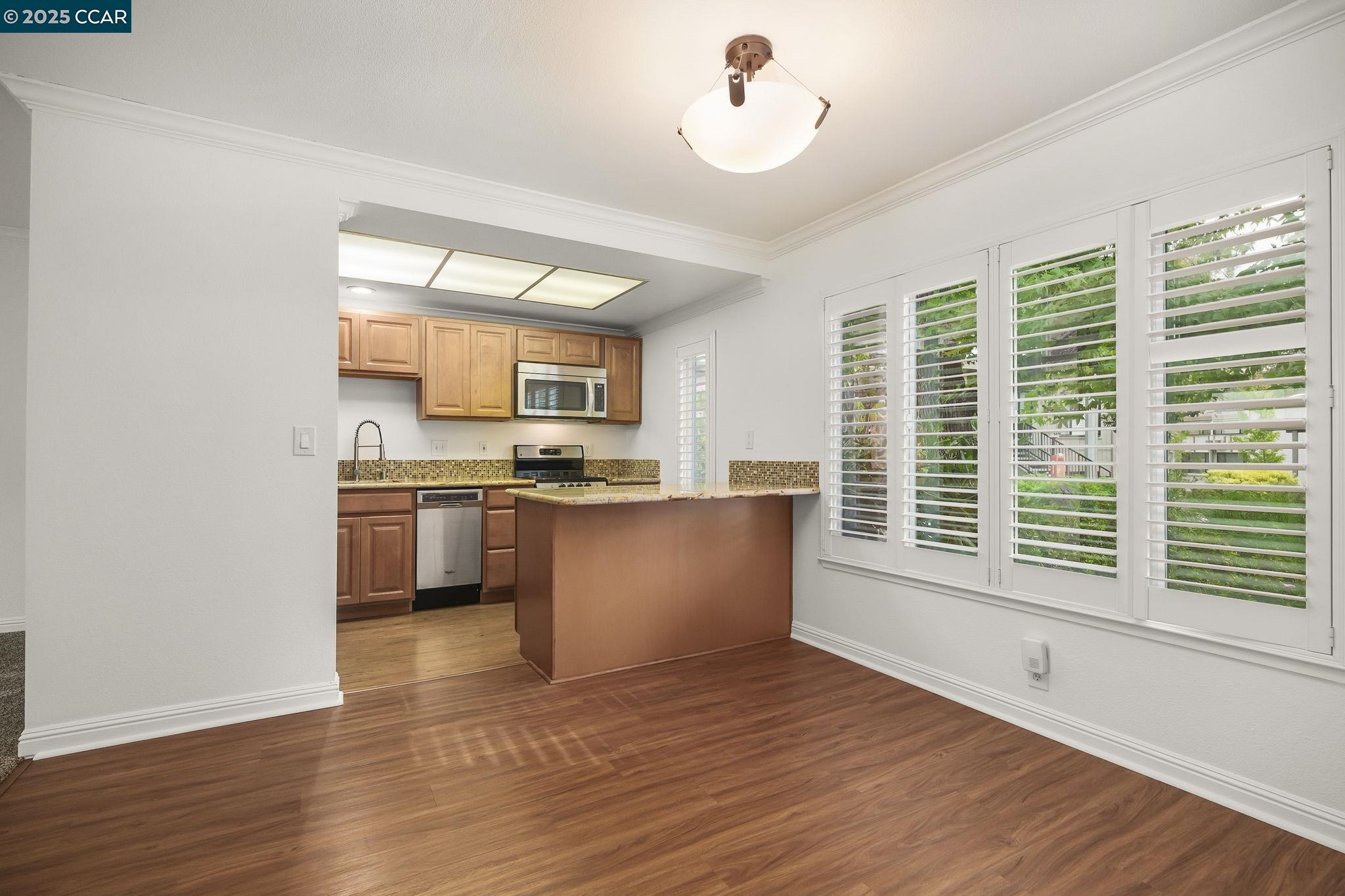 Photo #7: 41111791 Listing: Photo #7