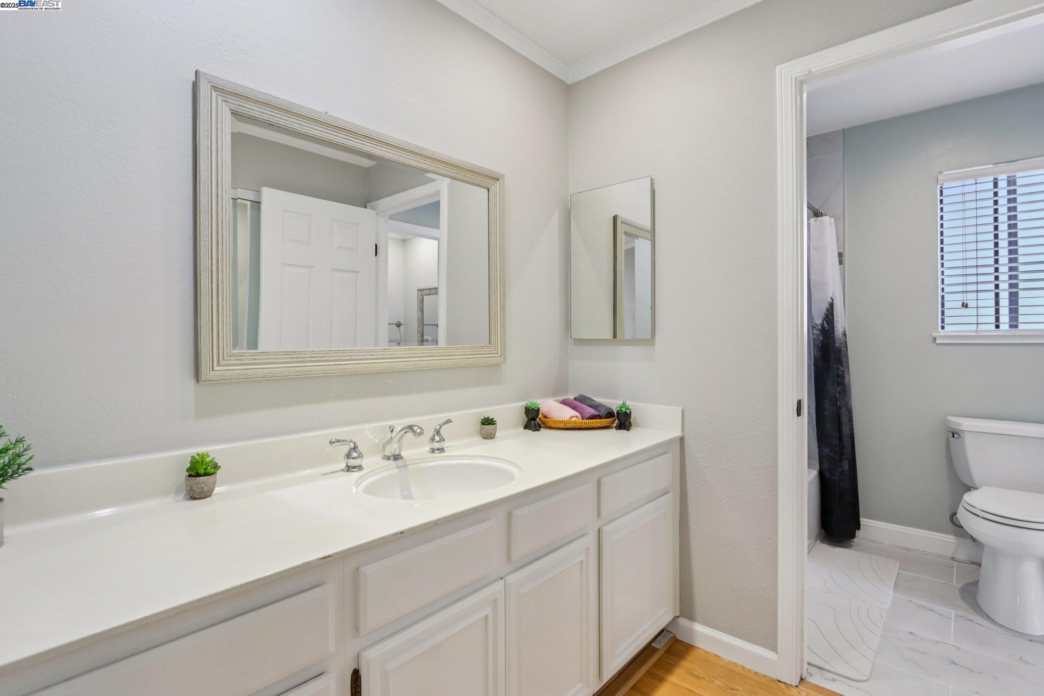 Detail Gallery Image 16 of 30 For 6220 Jarvis Ave, Newark,  CA 94560 - 2 Beds | 1/1 Baths