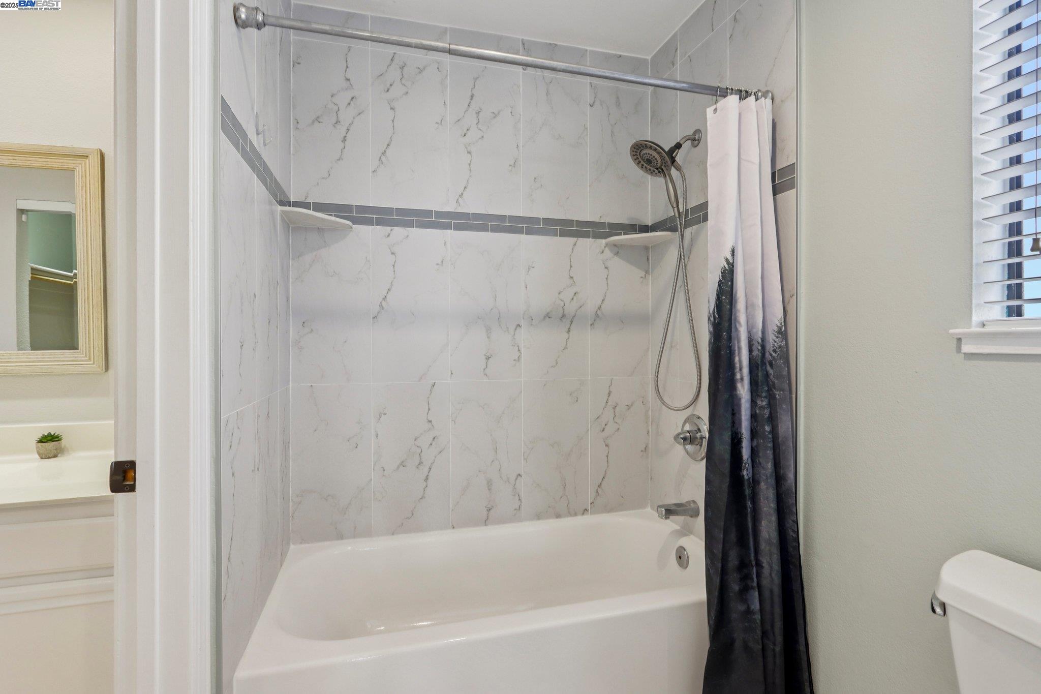 Detail Gallery Image 17 of 30 For 6220 Jarvis Ave, Newark,  CA 94560 - 2 Beds | 1/1 Baths