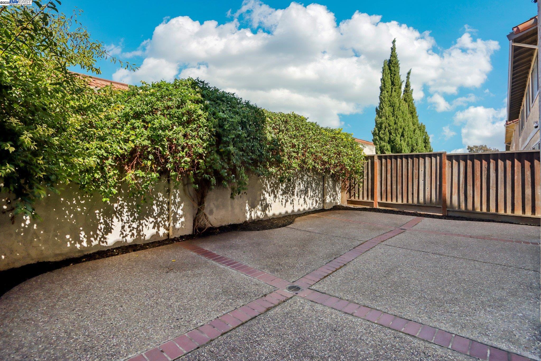 Detail Gallery Image 24 of 30 For 6220 Jarvis Ave, Newark,  CA 94560 - 2 Beds | 1/1 Baths