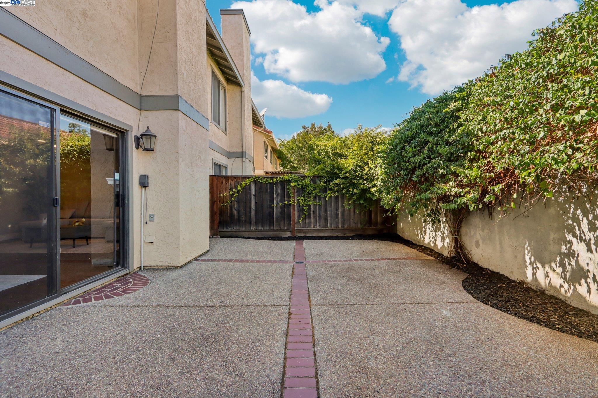 Detail Gallery Image 26 of 30 For 6220 Jarvis Ave, Newark,  CA 94560 - 2 Beds | 1/1 Baths