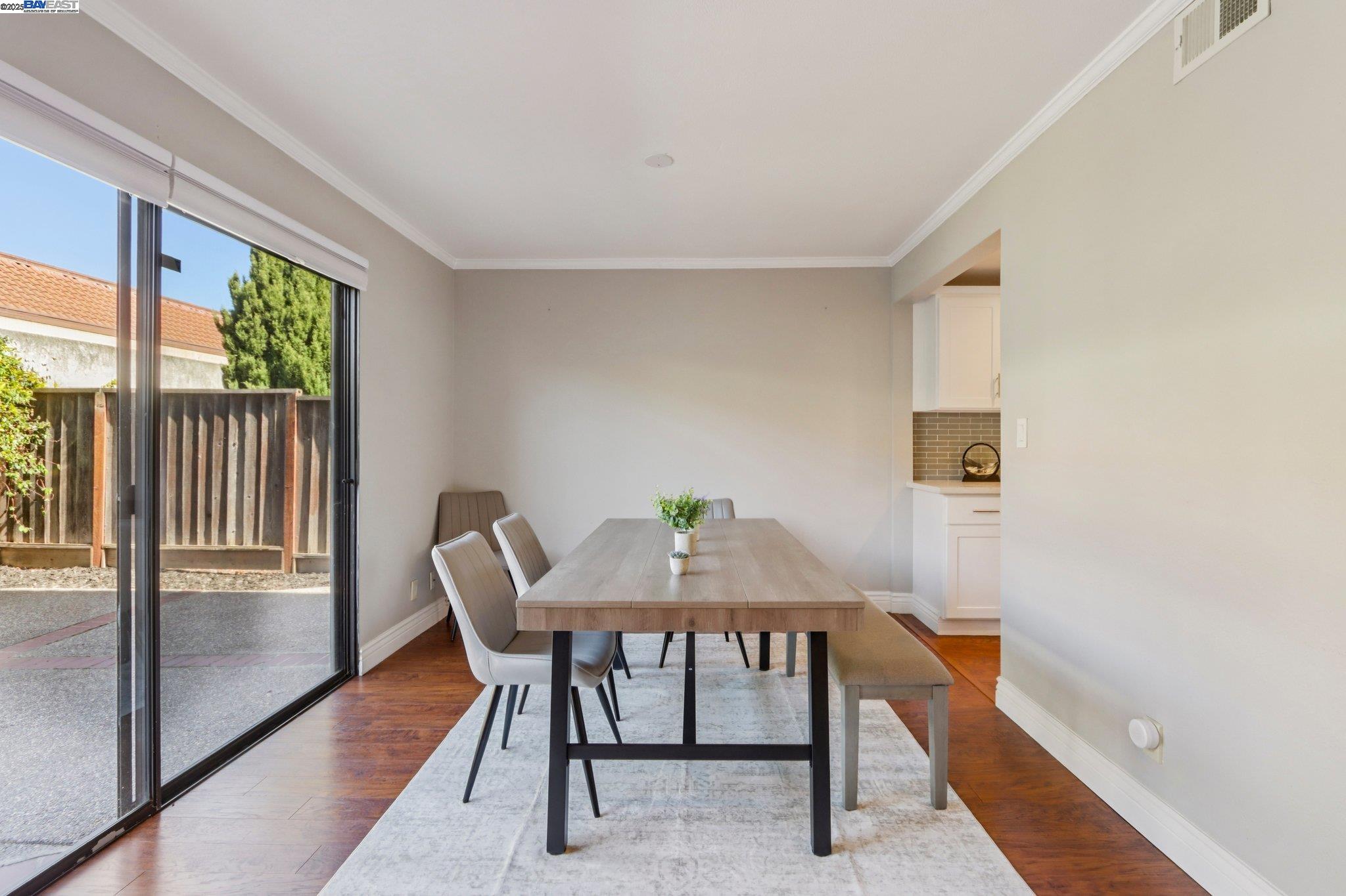 Detail Gallery Image 7 of 30 For 6220 Jarvis Ave, Newark,  CA 94560 - 2 Beds | 1/1 Baths