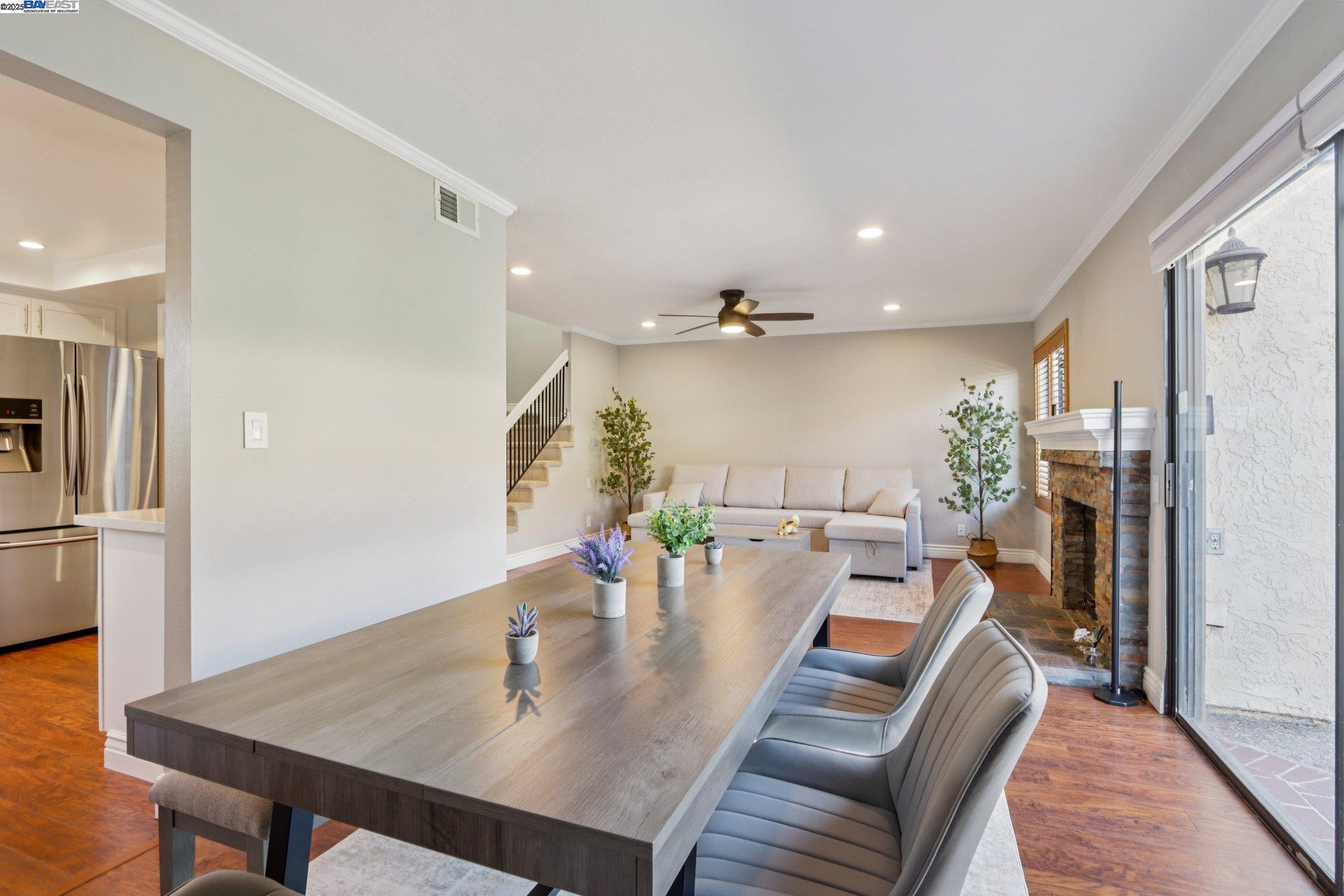 Detail Gallery Image 8 of 30 For 6220 Jarvis Ave, Newark,  CA 94560 - 2 Beds | 1/1 Baths