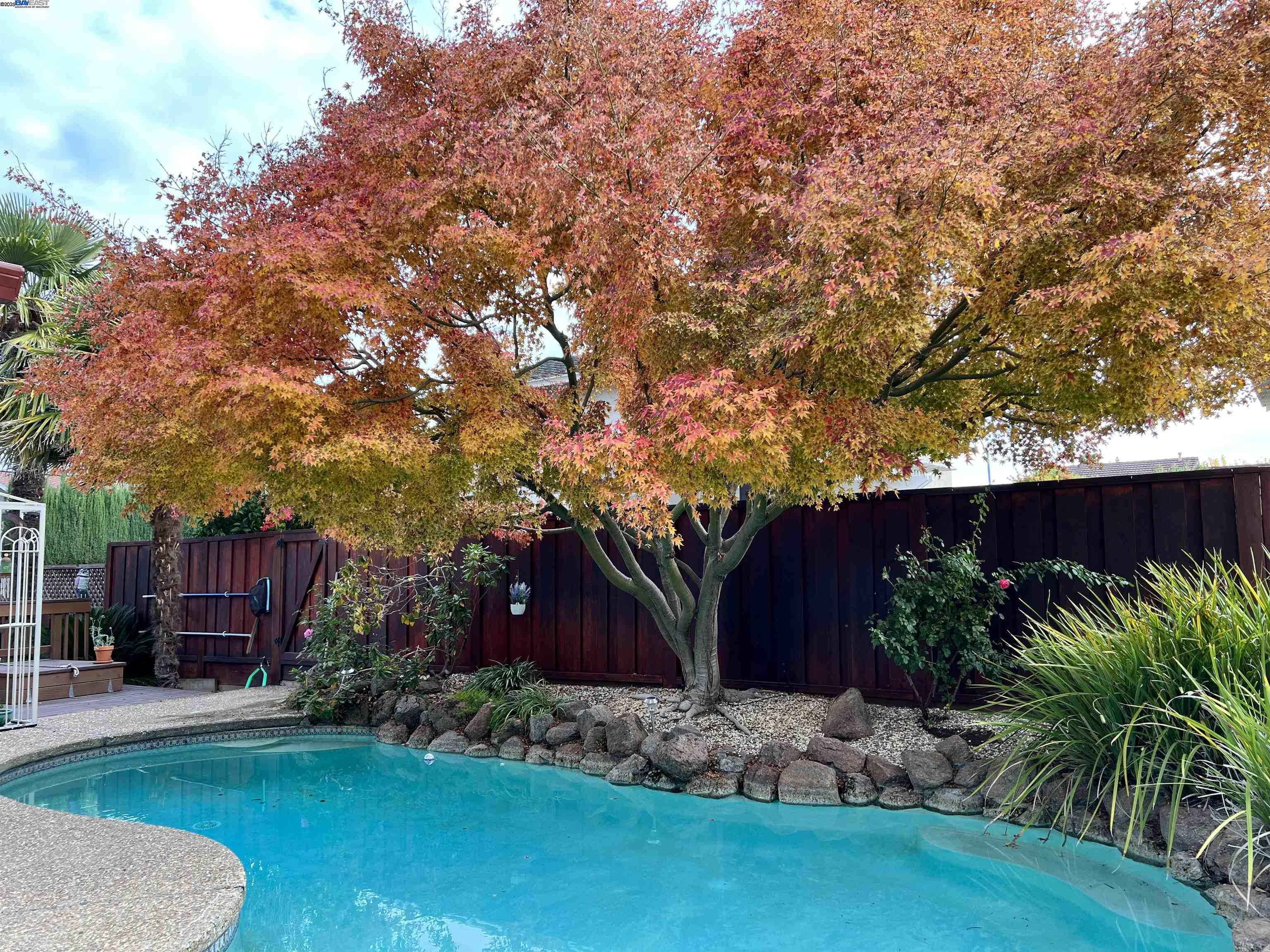 Detail Gallery Image 31 of 35 For 7758 Forsythia Ct, Pleasanton,  CA 94588 - 4 Beds | 2 Baths