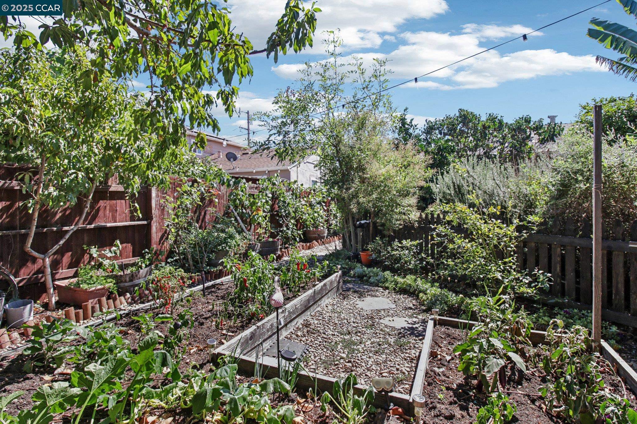 Detail Gallery Image 42 of 55 For 475 Nabor St, San Leandro,  CA 94578 - 2 Beds | 1 Baths