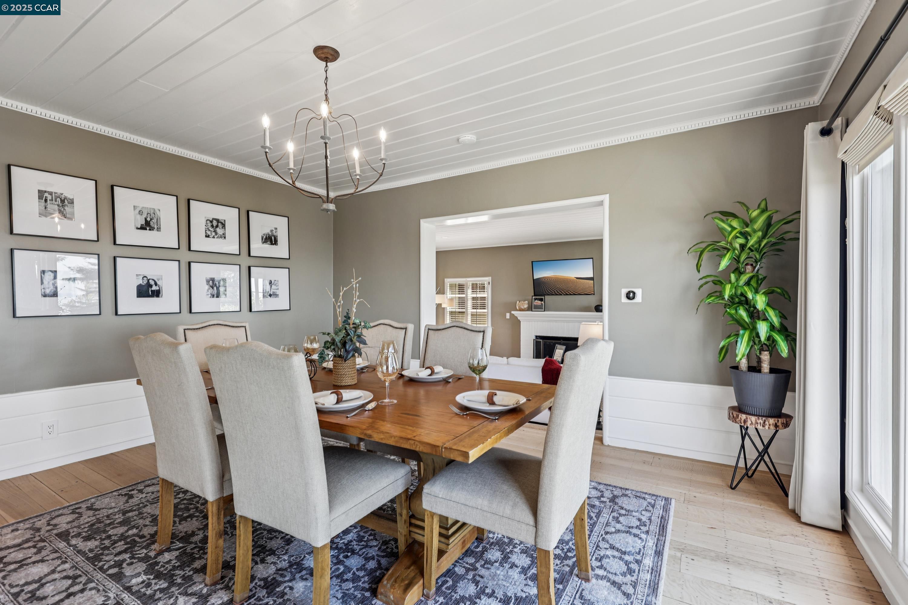 Detail Gallery Image 17 of 47 For 680 Grizzly Peak Blvd, Berkeley,  CA 94708 - 4 Beds | 2/1 Baths