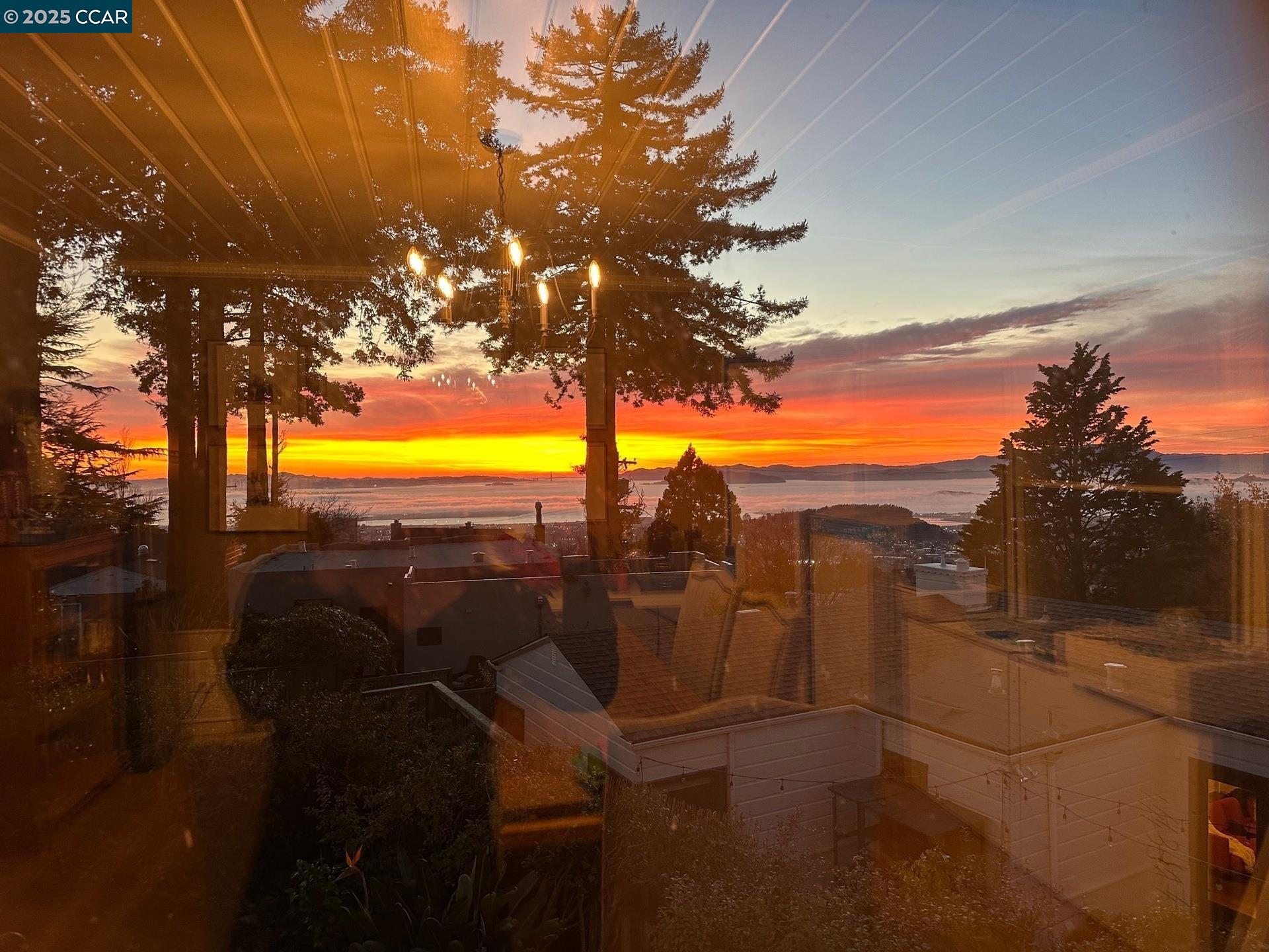 Detail Gallery Image 41 of 47 For 680 Grizzly Peak Blvd, Berkeley,  CA 94708 - 4 Beds | 2/1 Baths