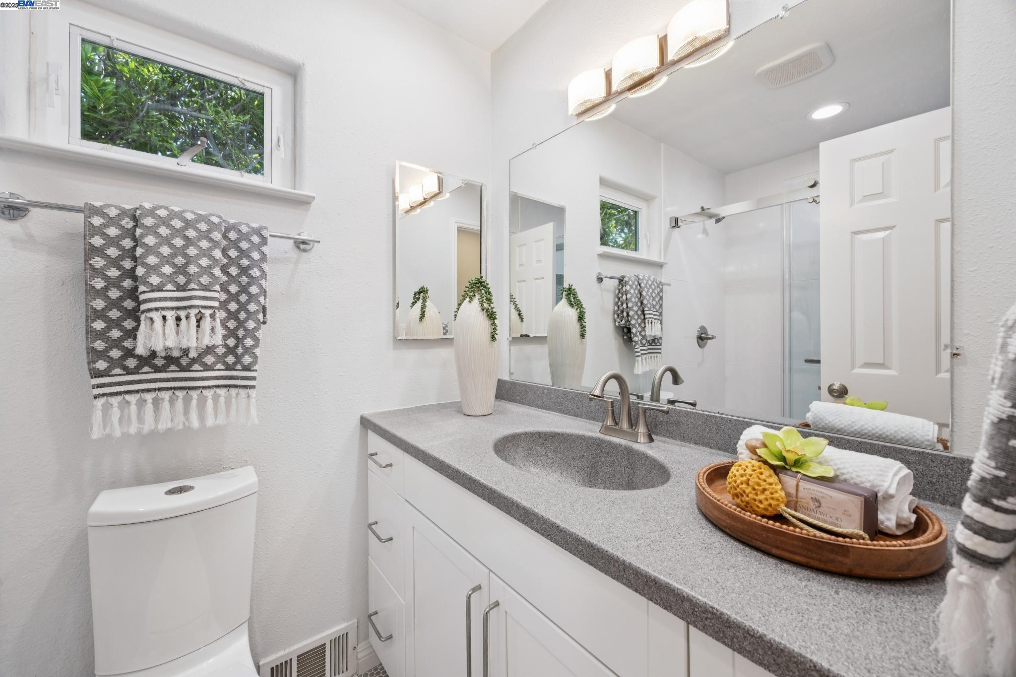 Detail Gallery Image 21 of 41 For 41043 Joyce Ave, Fremont,  CA 94539 - 3 Beds | 2 Baths