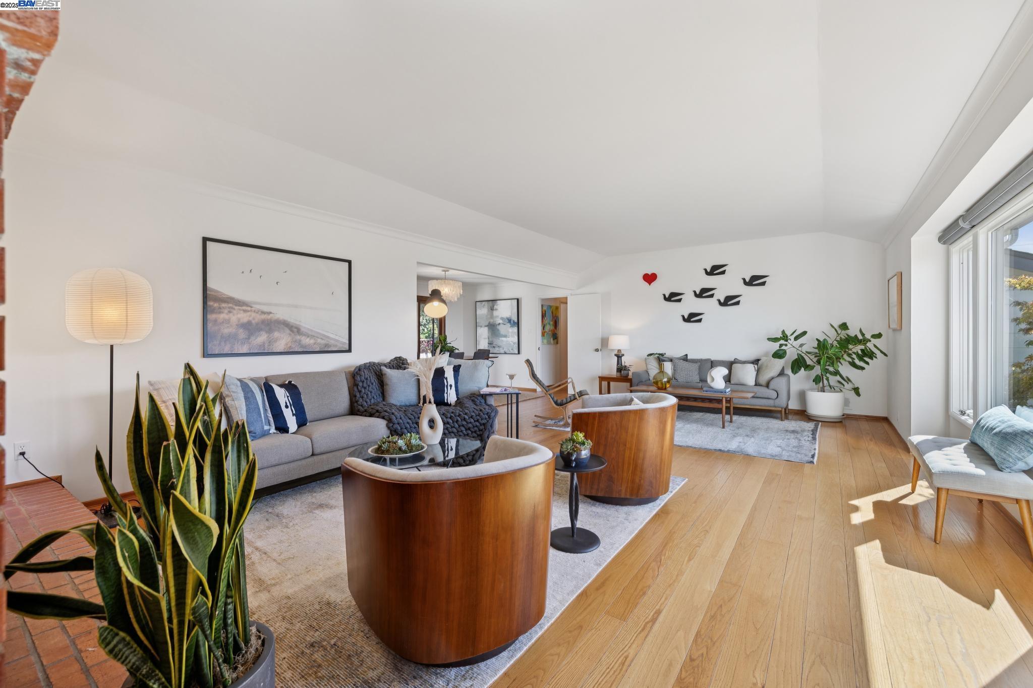Detail Gallery Image 15 of 54 For 265 Willamette Ave, Kensington,  CA 94708 - 4 Beds | 2 Baths