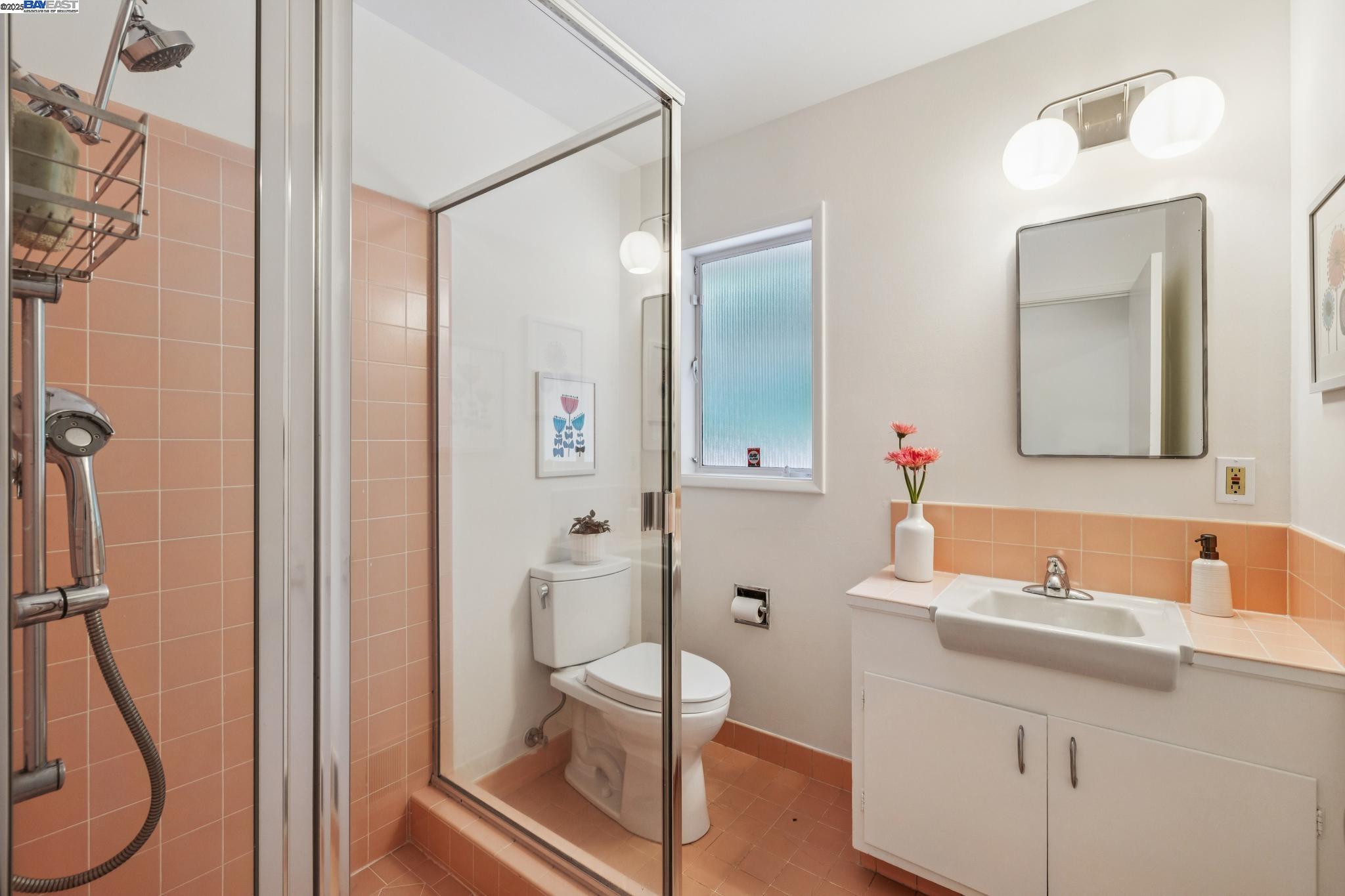 Detail Gallery Image 31 of 54 For 265 Willamette Ave, Kensington,  CA 94708 - 4 Beds | 2 Baths