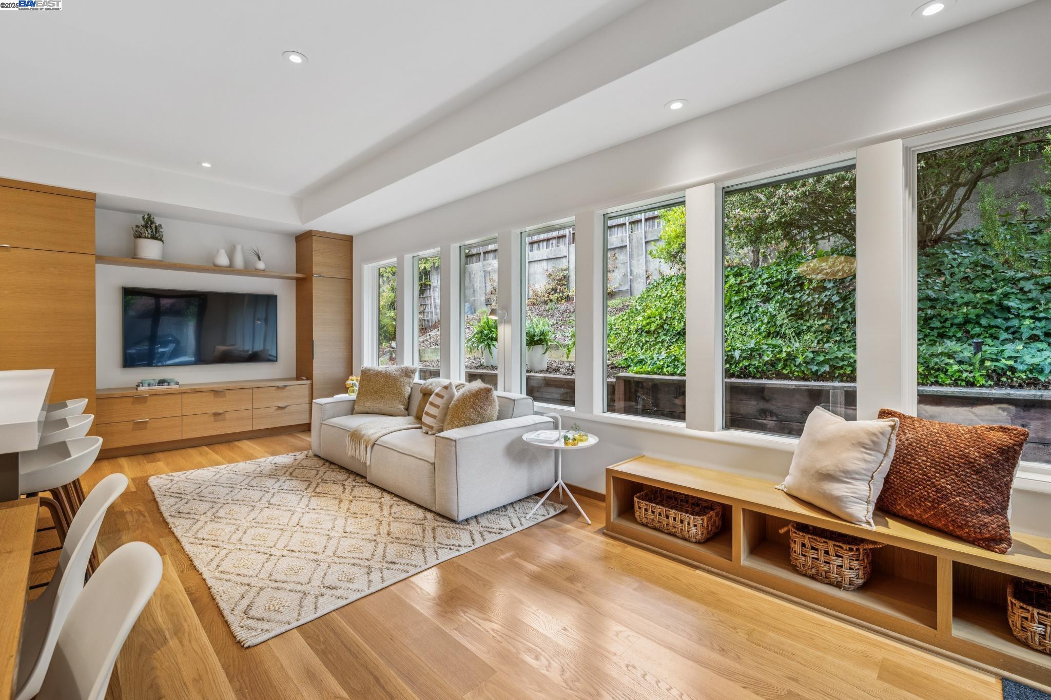 Detail Gallery Image 39 of 54 For 265 Willamette Ave, Kensington,  CA 94708 - 4 Beds | 2 Baths