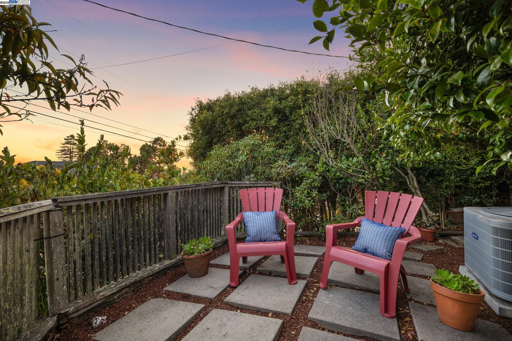 Detail Gallery Image 49 of 54 For 265 Willamette Ave, Kensington,  CA 94708 - 4 Beds | 2 Baths