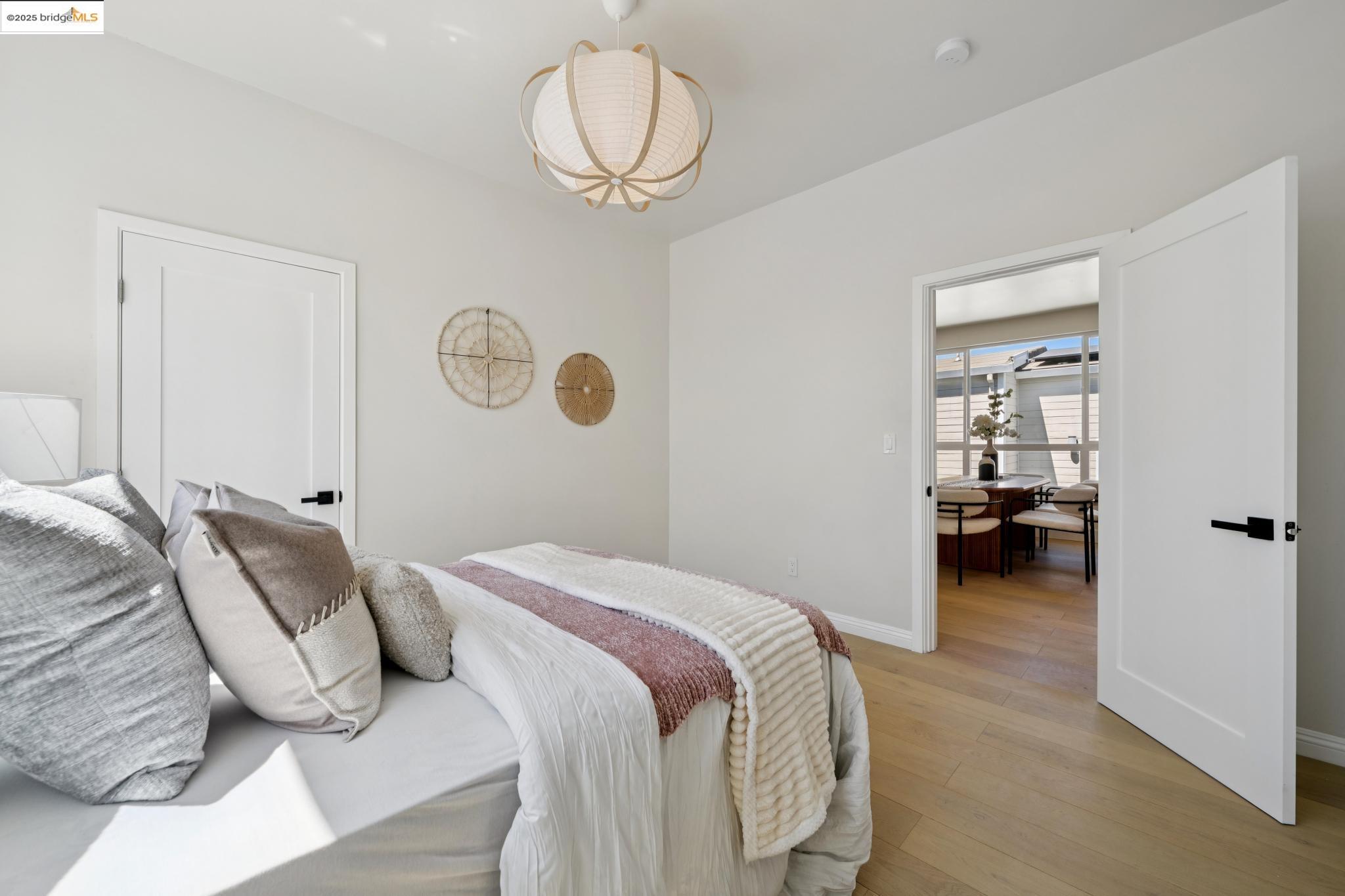Detail Gallery Image 22 of 44 For 1341 Peralta Ave, Berkeley,  CA 94702 - 4 Beds | 2 Baths