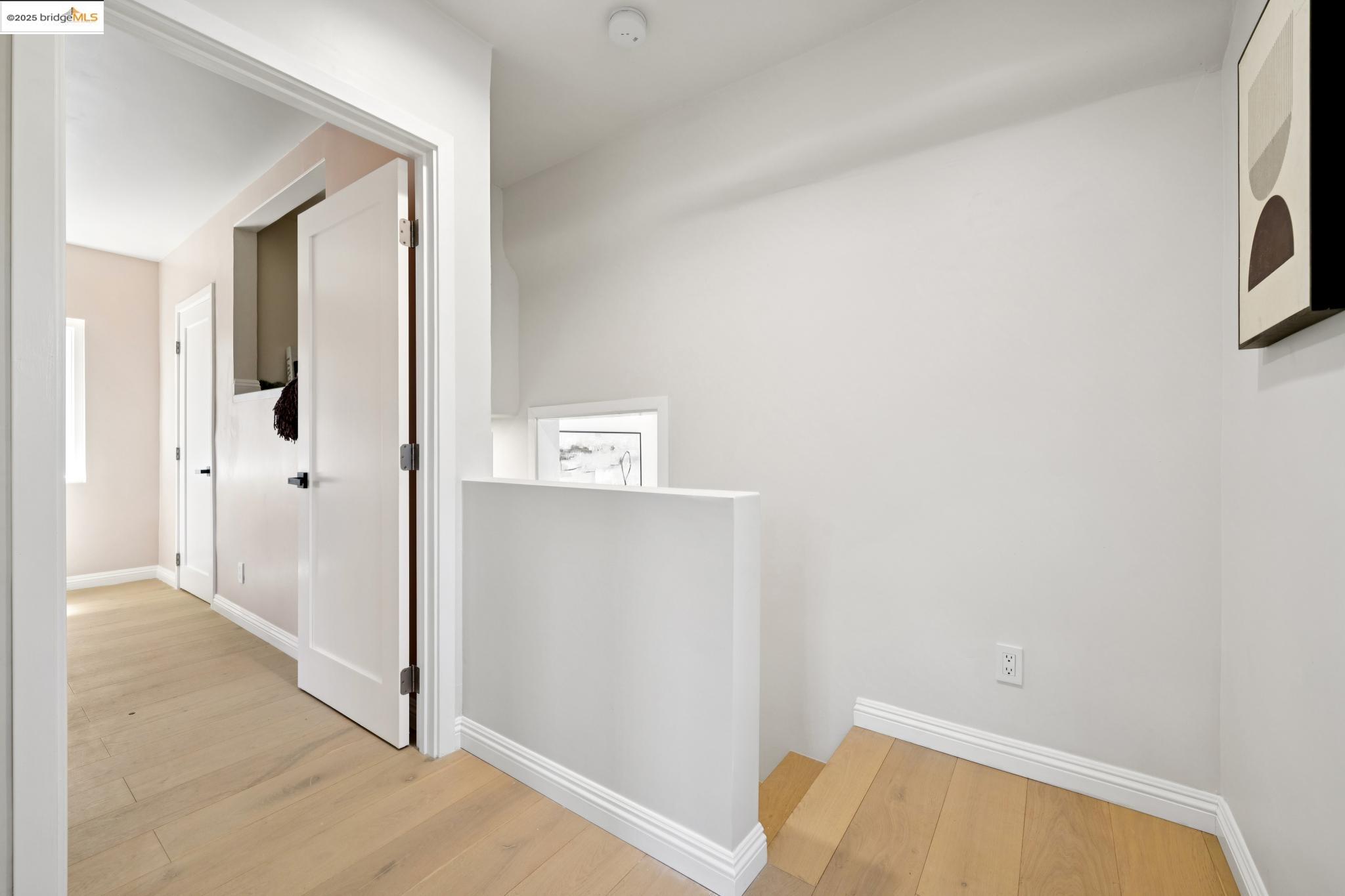 Detail Gallery Image 28 of 44 For 1341 Peralta Ave, Berkeley,  CA 94702 - 4 Beds | 2 Baths
