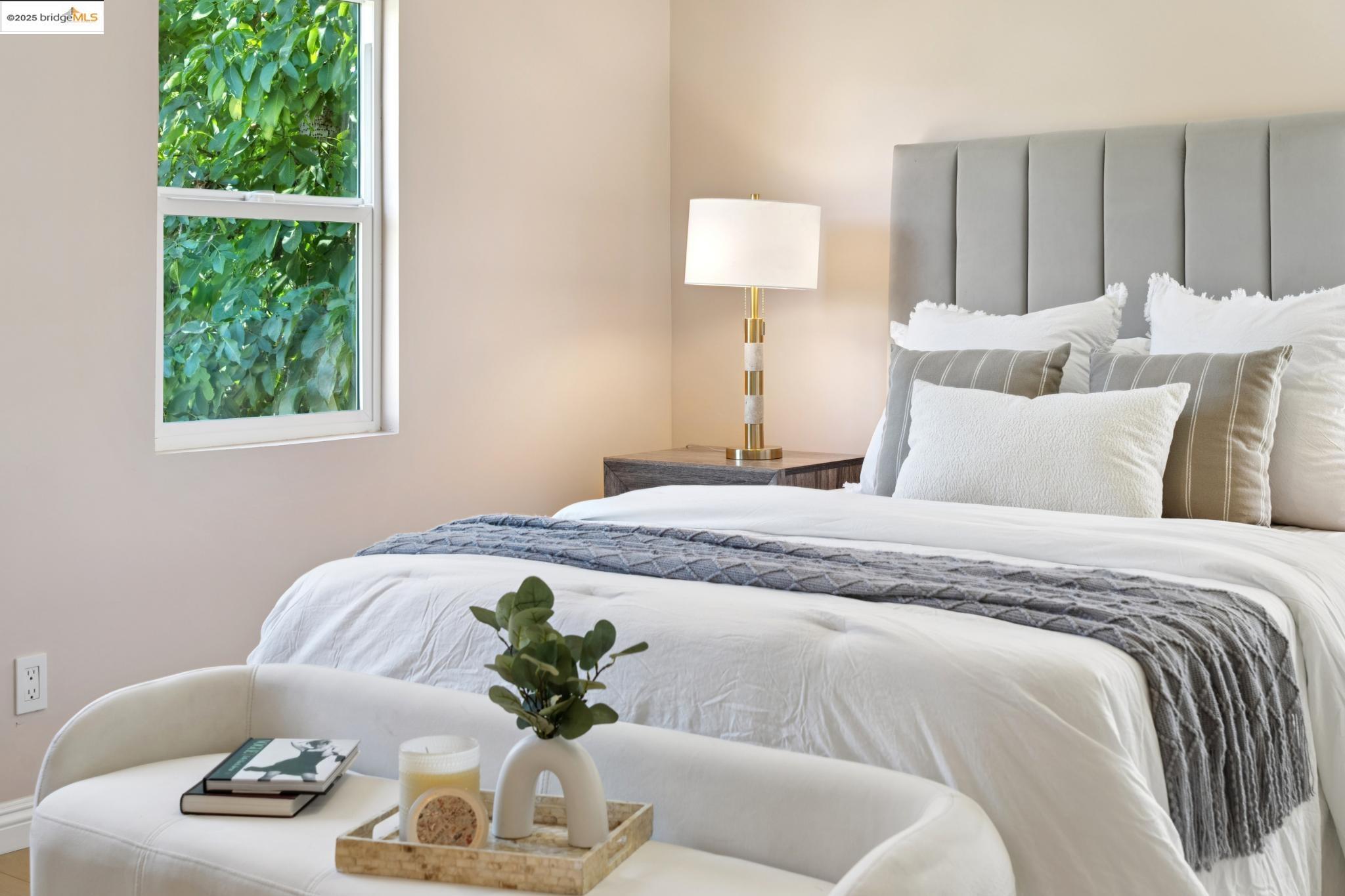 Detail Gallery Image 30 of 44 For 1341 Peralta Ave, Berkeley,  CA 94702 - 4 Beds | 2 Baths
