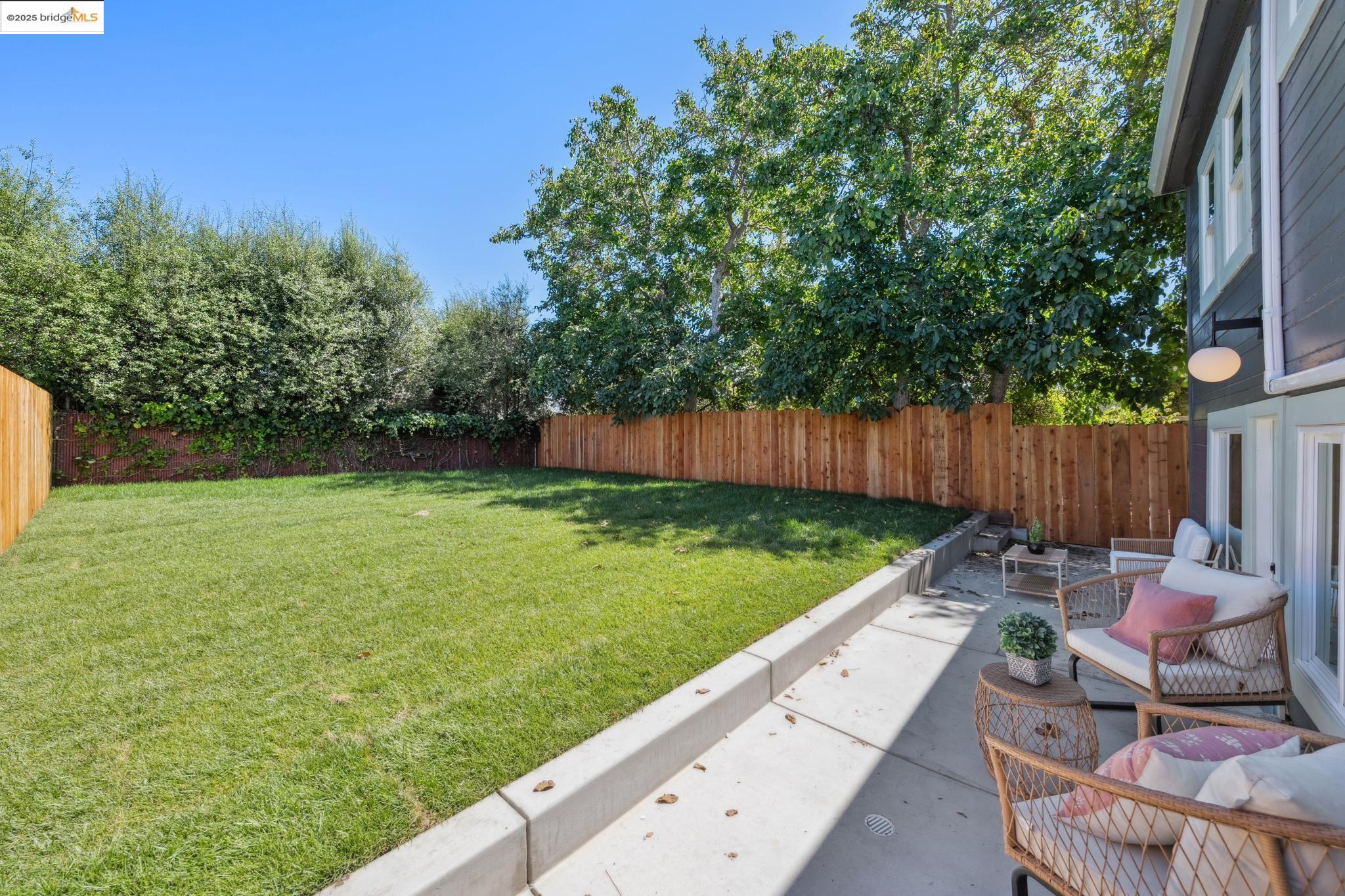 Detail Gallery Image 40 of 44 For 1341 Peralta Ave, Berkeley,  CA 94702 - 4 Beds | 2 Baths
