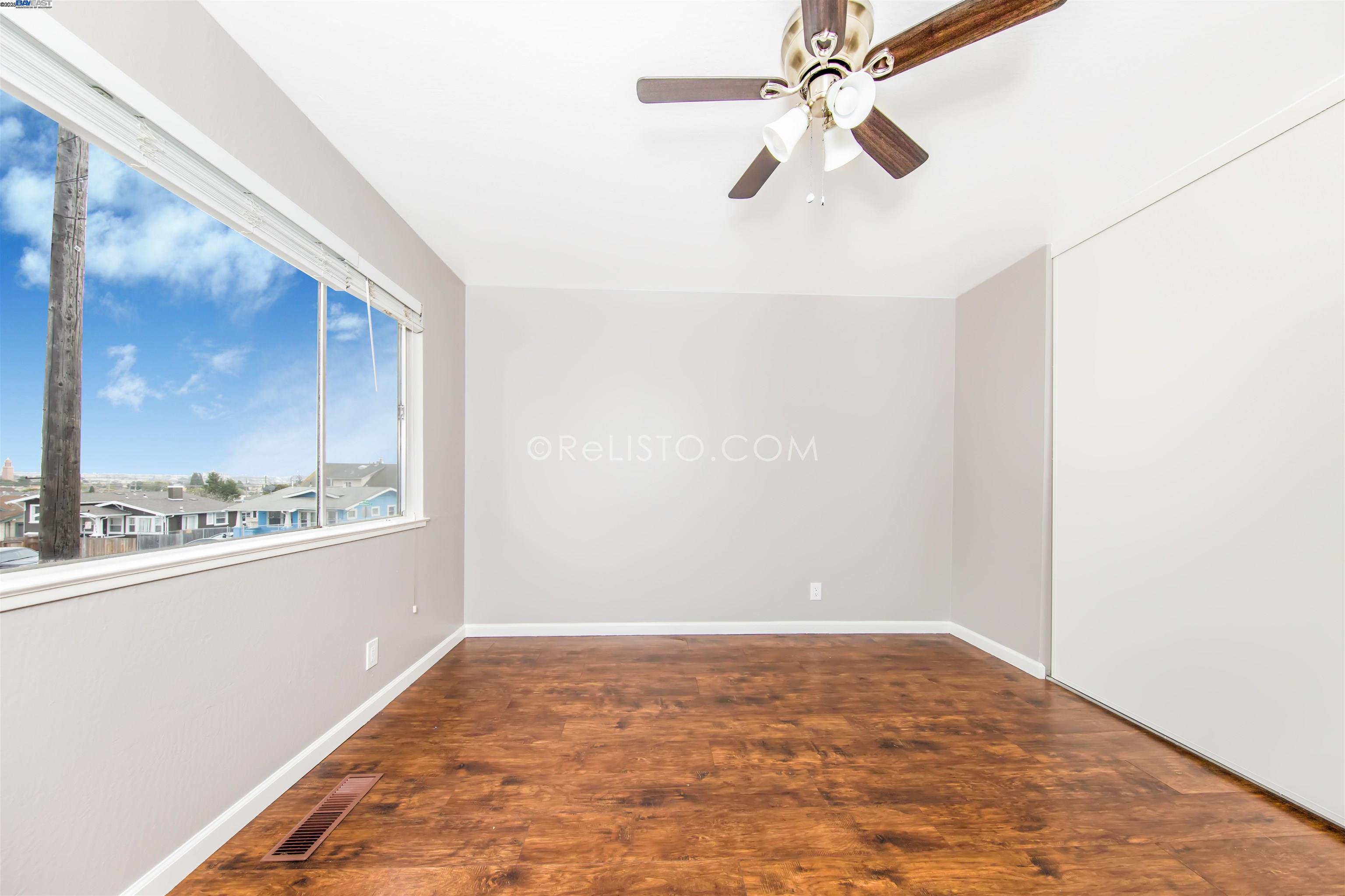 Detail Gallery Image 19 of 23 For 2105 48th Ave, Oakland,  CA 94601 - – Beds | – Baths