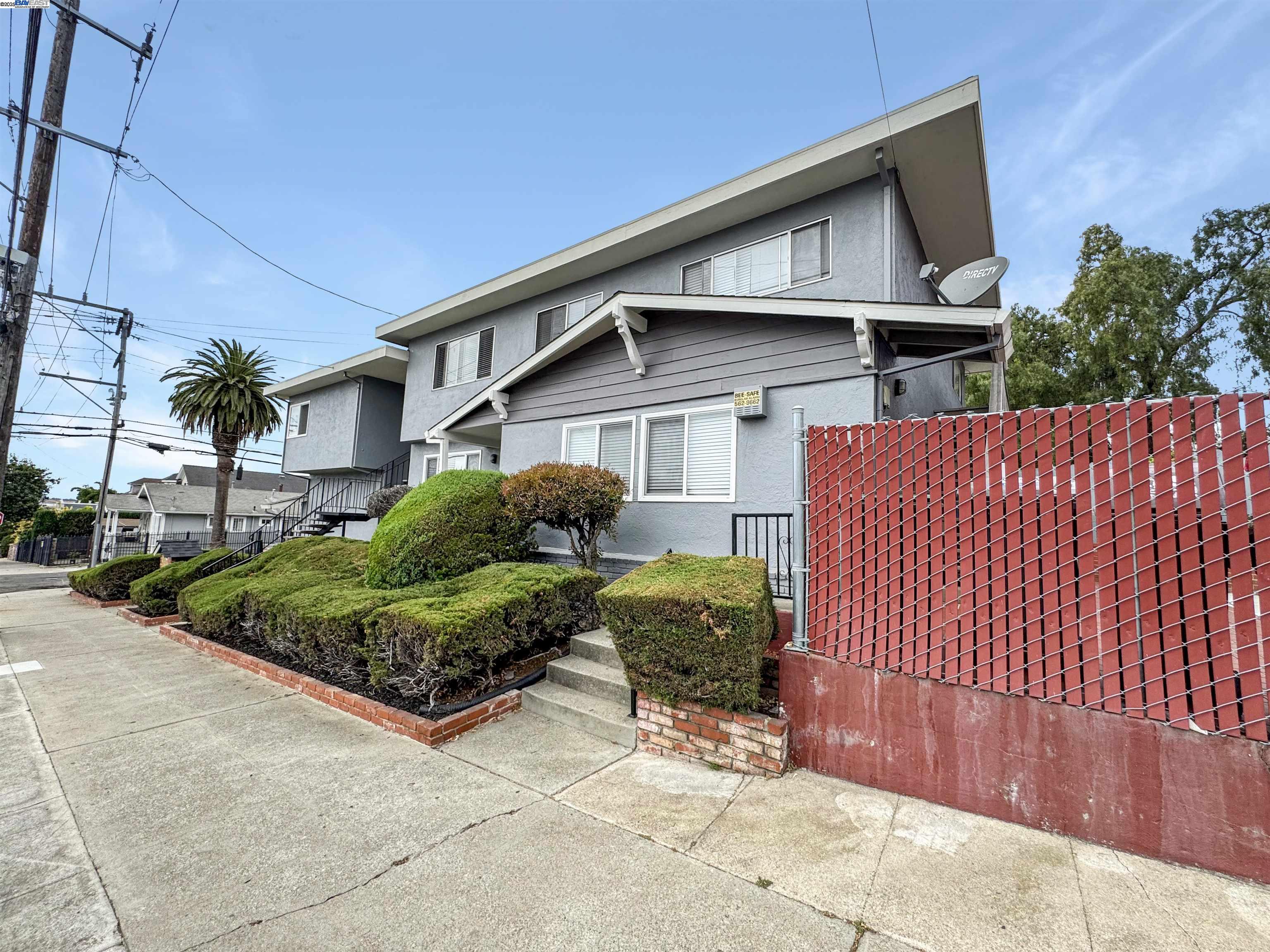 Detail Gallery Image 6 of 23 For 2105 48th Ave, Oakland,  CA 94601 - – Beds | – Baths