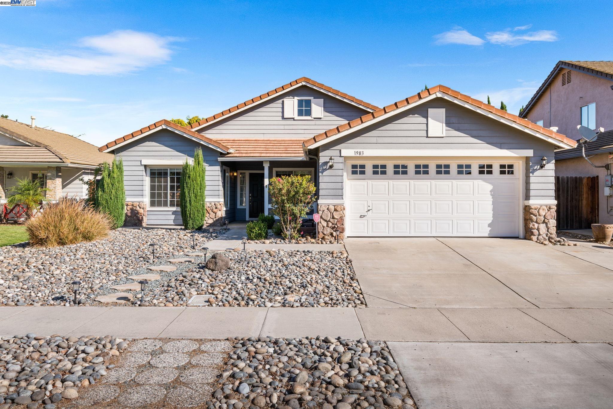 Detail Gallery Image 39 of 42 For 1983 Cork Oak Ln, Manteca,  CA 95336 - 3 Beds | 2 Baths