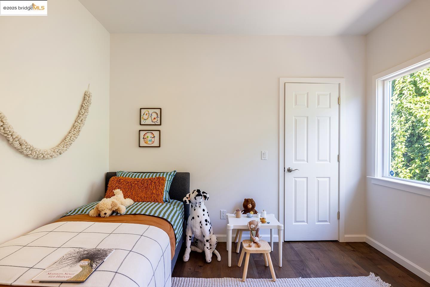 Detail Gallery Image 19 of 51 For 931 Channing Way, Berkeley,  CA 94710 - 3 Beds | 2 Baths