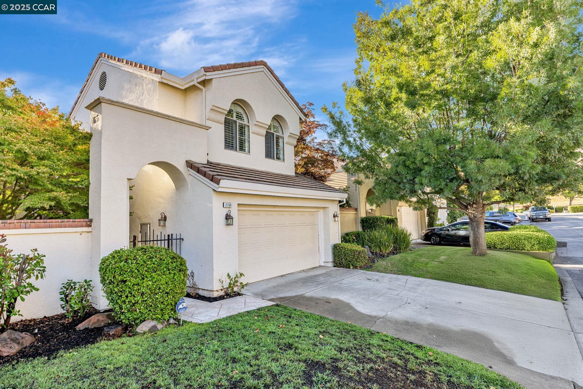 Front Image Thumbnail for CC41111812