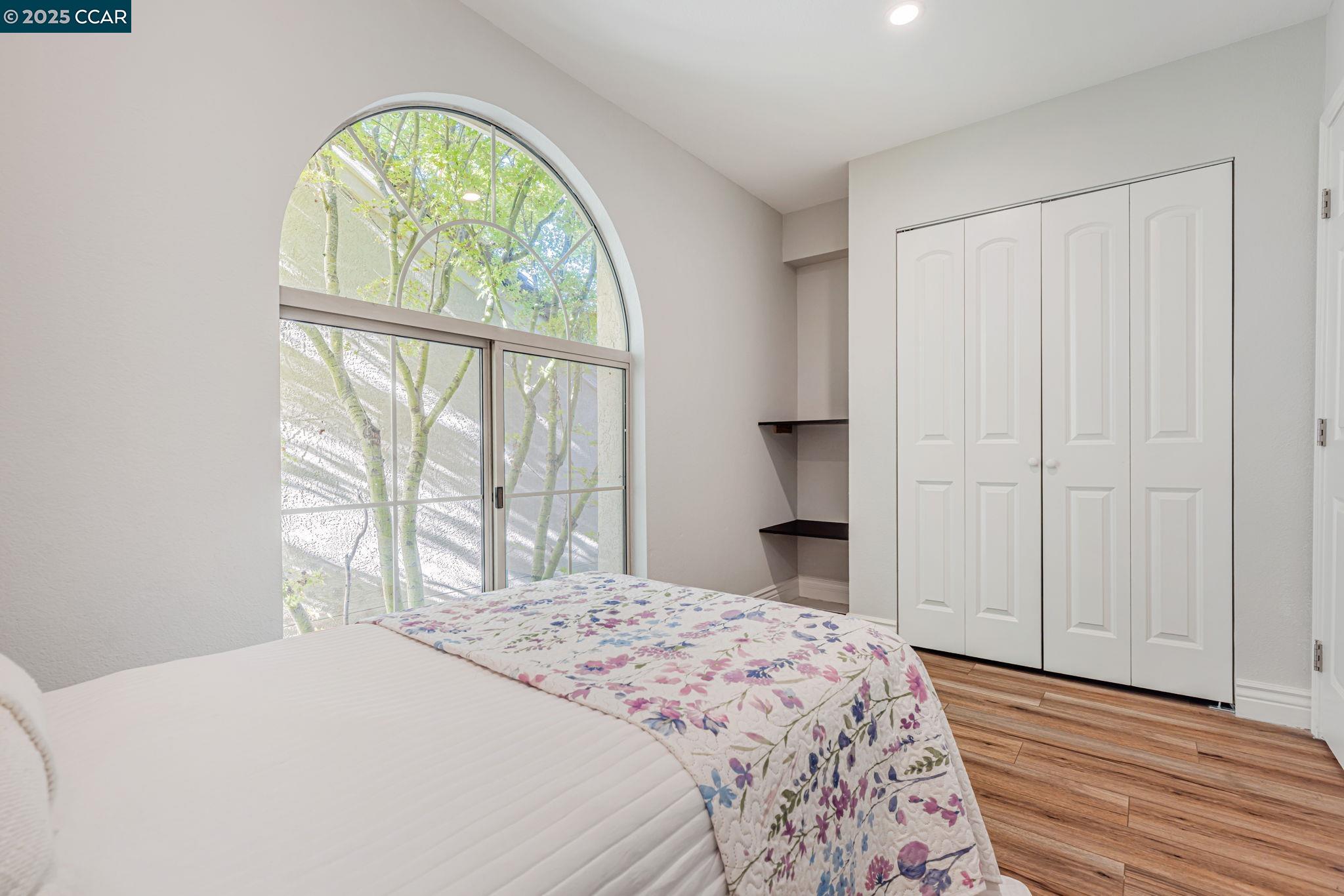 Detail Gallery Image 34 of 41 For 2150 Canyon Lakes Dr, San Ramon,  CA 94582 - 4 Beds | 2/1 Baths