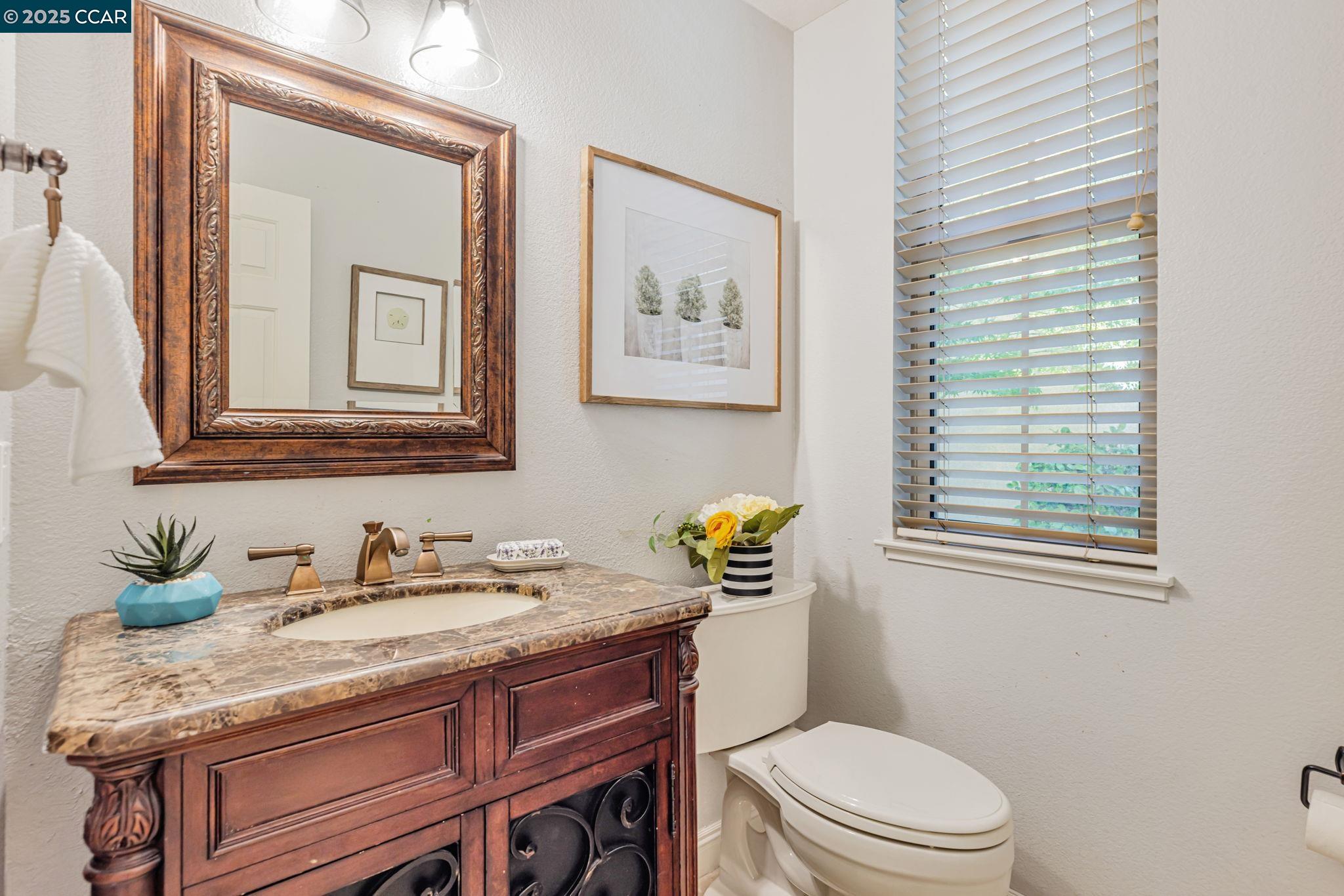 Detail Gallery Image 36 of 41 For 2150 Canyon Lakes Dr, San Ramon,  CA 94582 - 4 Beds | 2/1 Baths