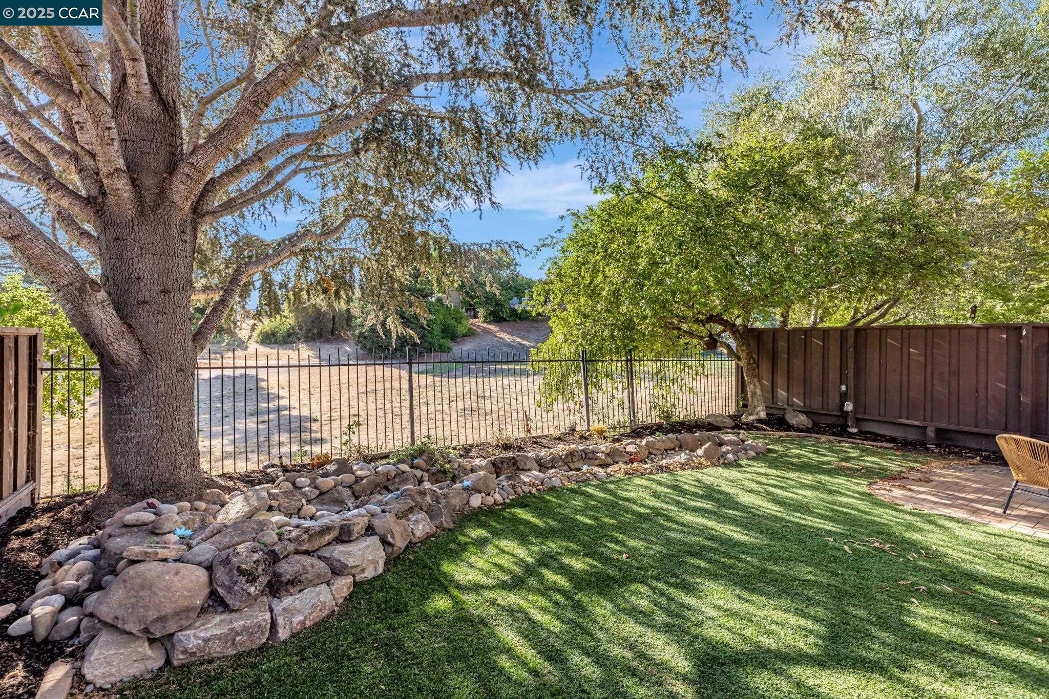 Detail Gallery Image 39 of 41 For 2150 Canyon Lakes Dr, San Ramon,  CA 94582 - 4 Beds | 2/1 Baths
