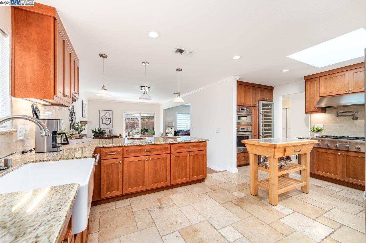 Detail Gallery Image 15 of 41 For 6342 Alvord Way, Pleasanton,  CA 94588 - 4 Beds | 2 Baths