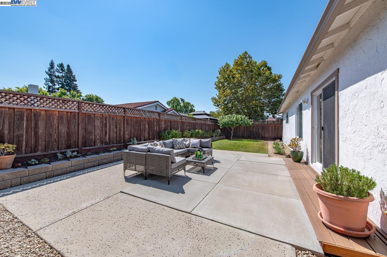 Detail Gallery Image 28 of 41 For 6342 Alvord Way, Pleasanton,  CA 94588 - 4 Beds | 2 Baths