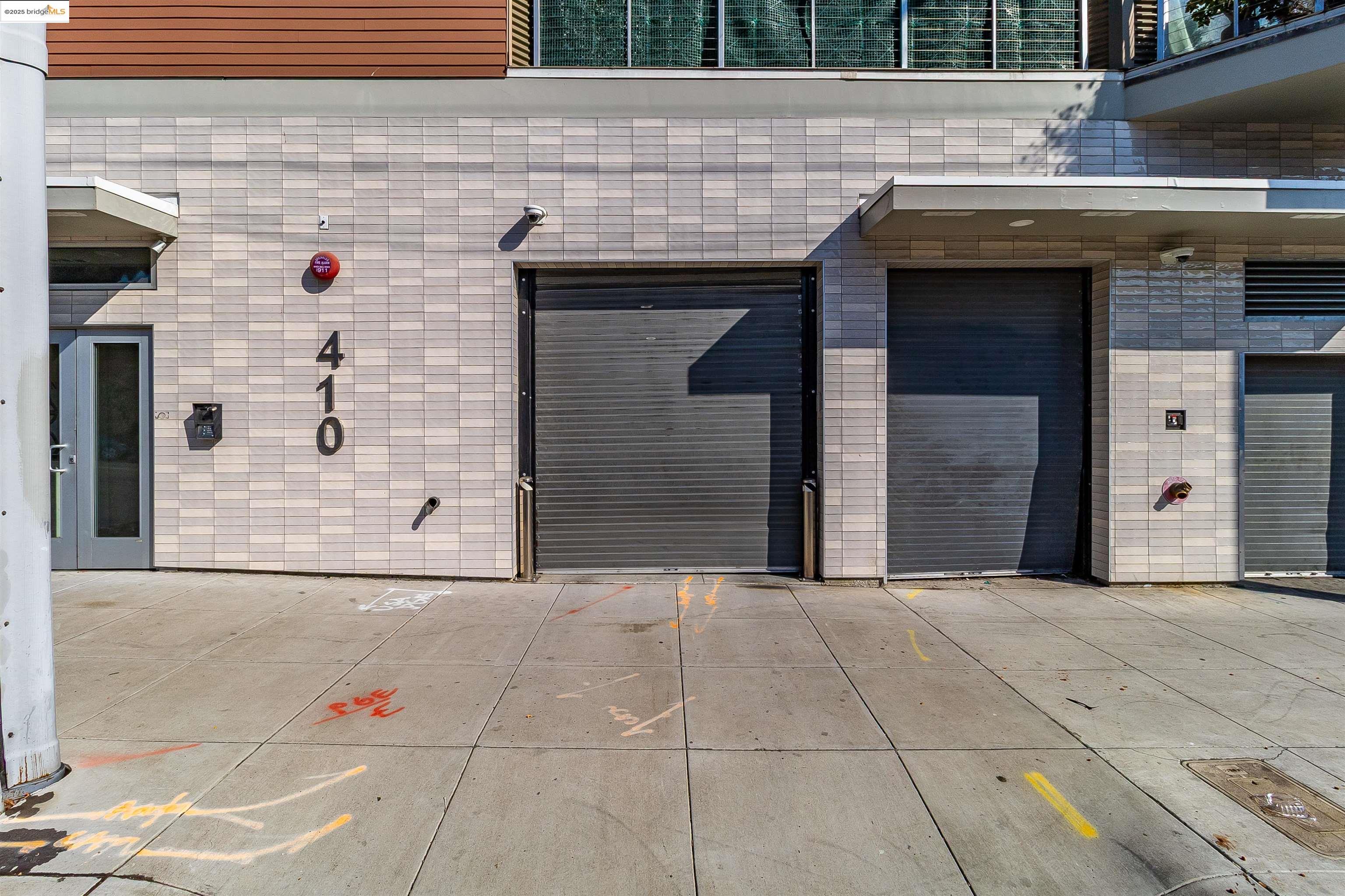 Detail Gallery Image 8 of 56 For 410 Webster St #1,  Oakland,  CA 94607 - 1 Beds | 1 Baths