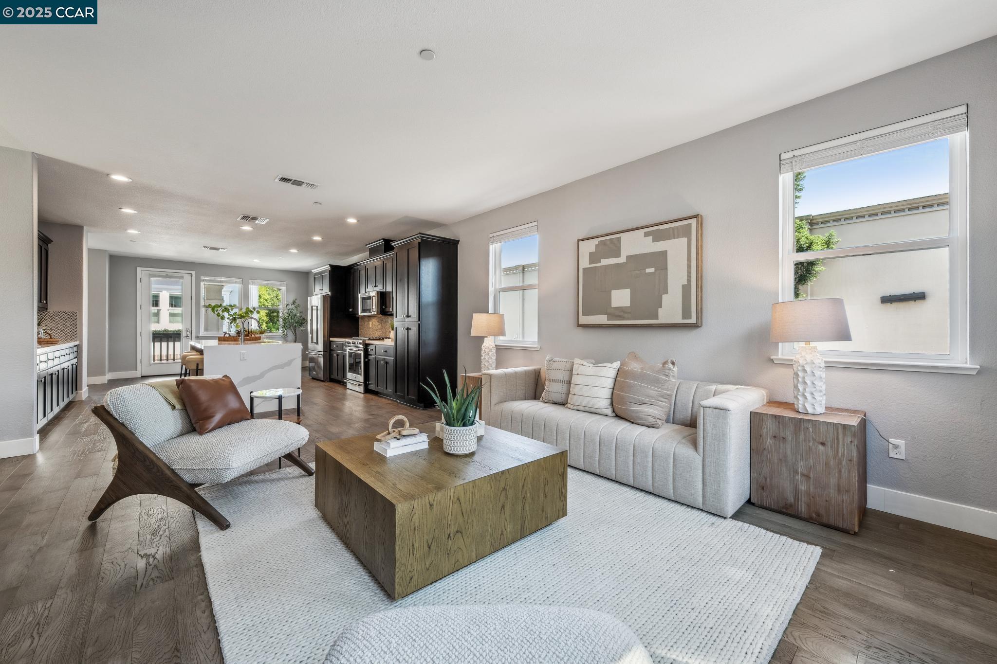 Detail Gallery Image 17 of 58 For 510 Ashton Way, Pleasant Hill,  CA 94523 - 3 Beds | 3/1 Baths