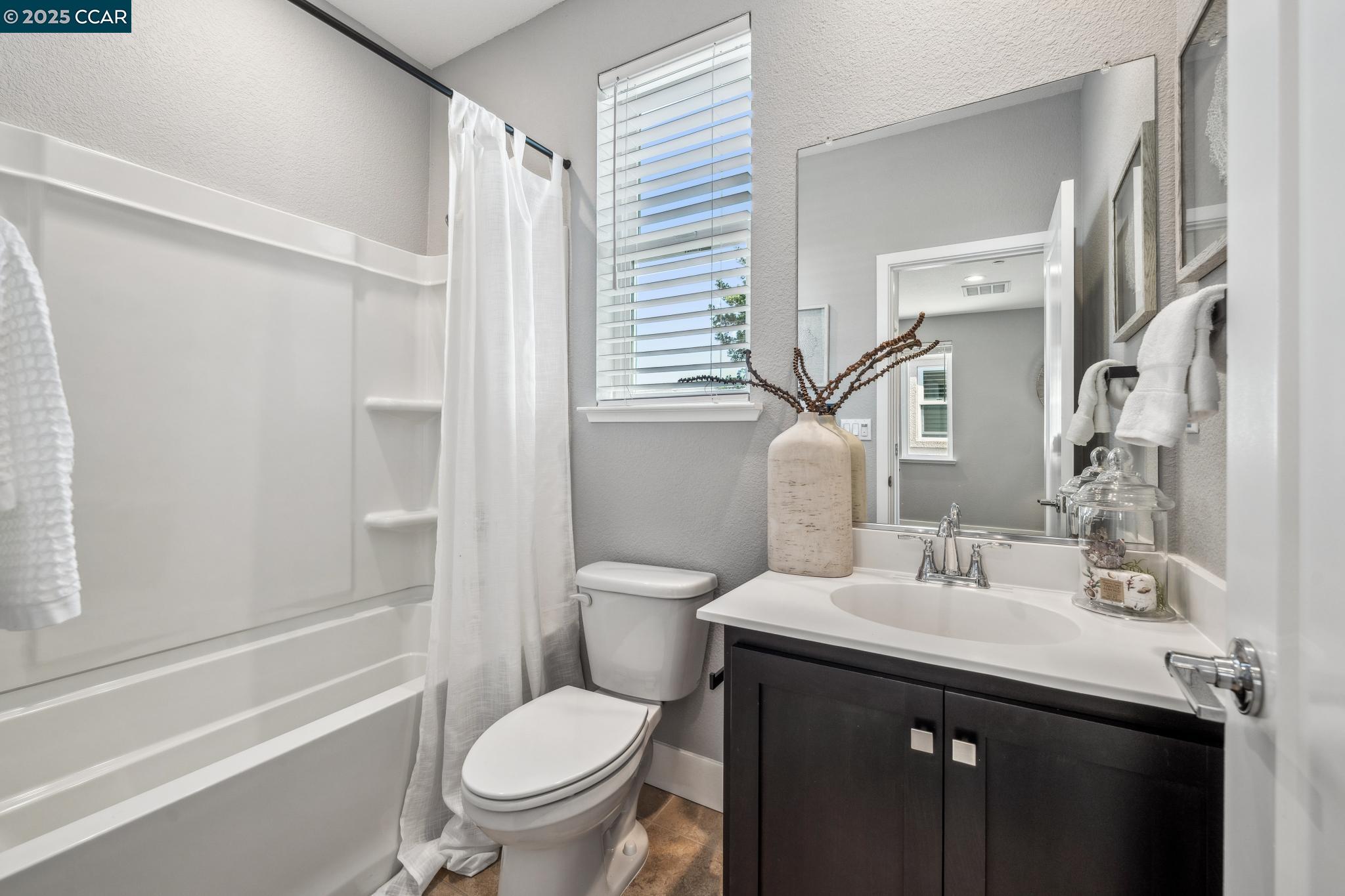 Detail Gallery Image 53 of 58 For 510 Ashton Way, Pleasant Hill,  CA 94523 - 3 Beds | 3/1 Baths