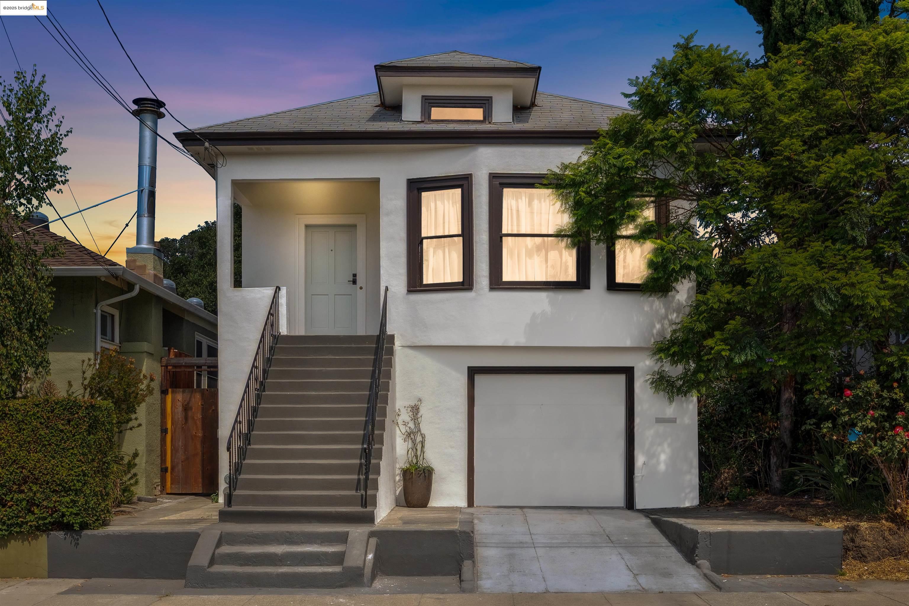 Detail Gallery Image 37 of 39 For 686 41st St, Oakland,  CA 94609 - 2 Beds | 1 Baths