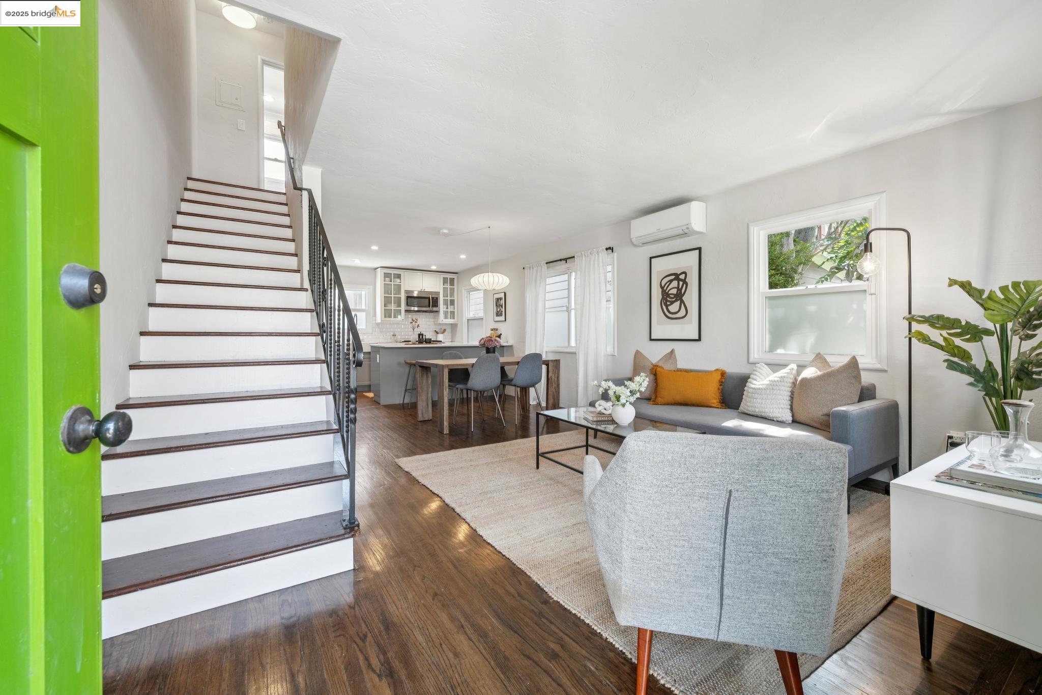 Photo #3: 41111823 Listing 