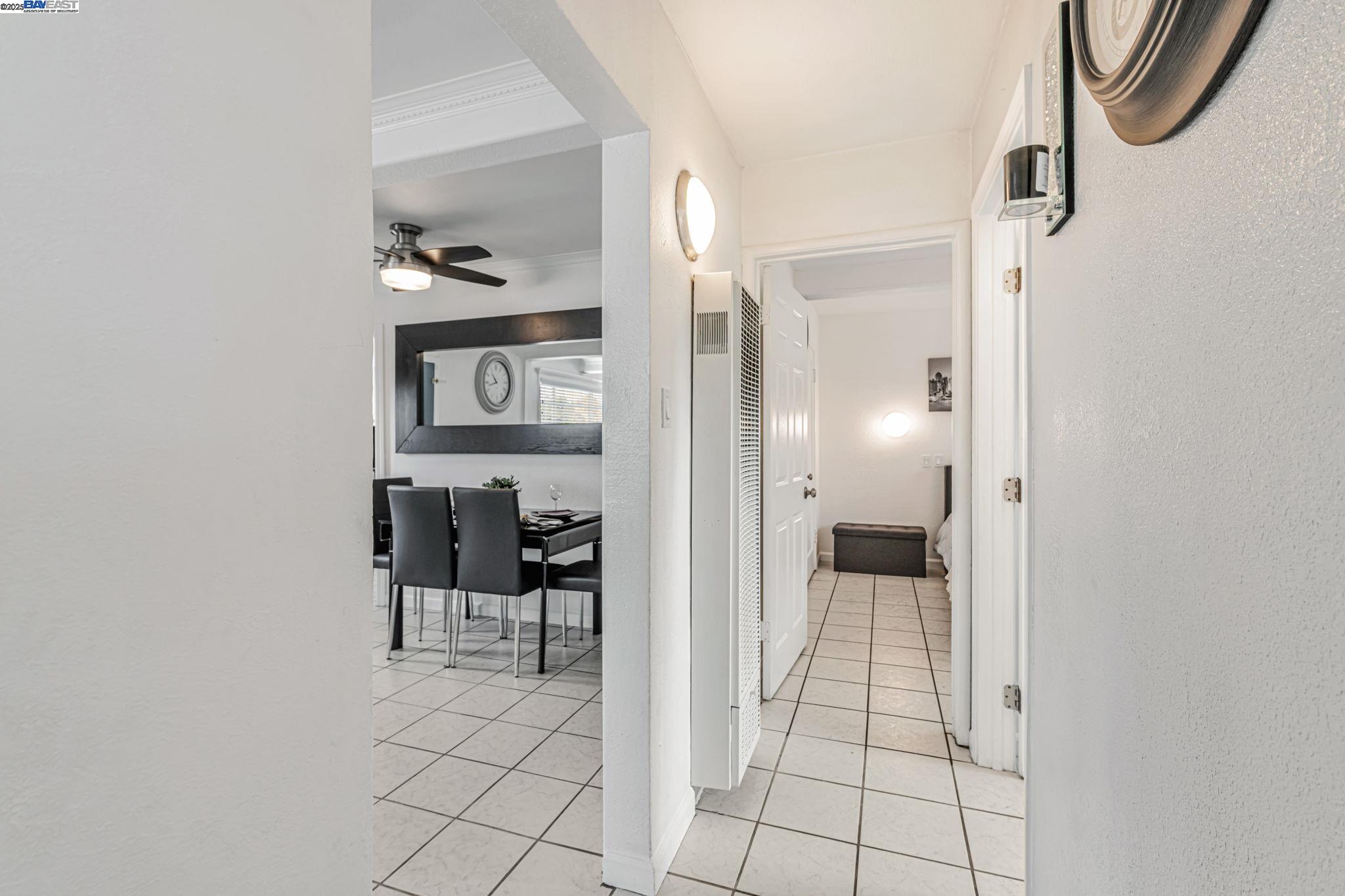 Detail Gallery Image 13 of 33 For 22857 Fuller Ave, Hayward,  CA 94541 - 2 Beds | 1 Baths
