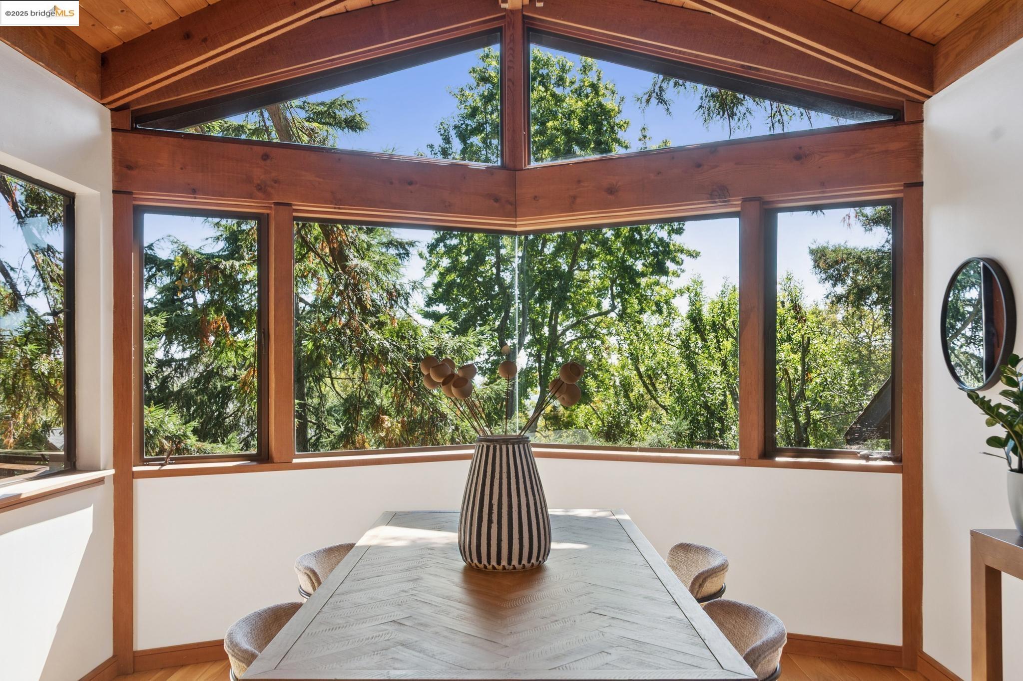 Detail Gallery Image 22 of 60 For 1082 Cragmont Ave, Berkeley,  CA 94708 - 4 Beds | 3 Baths