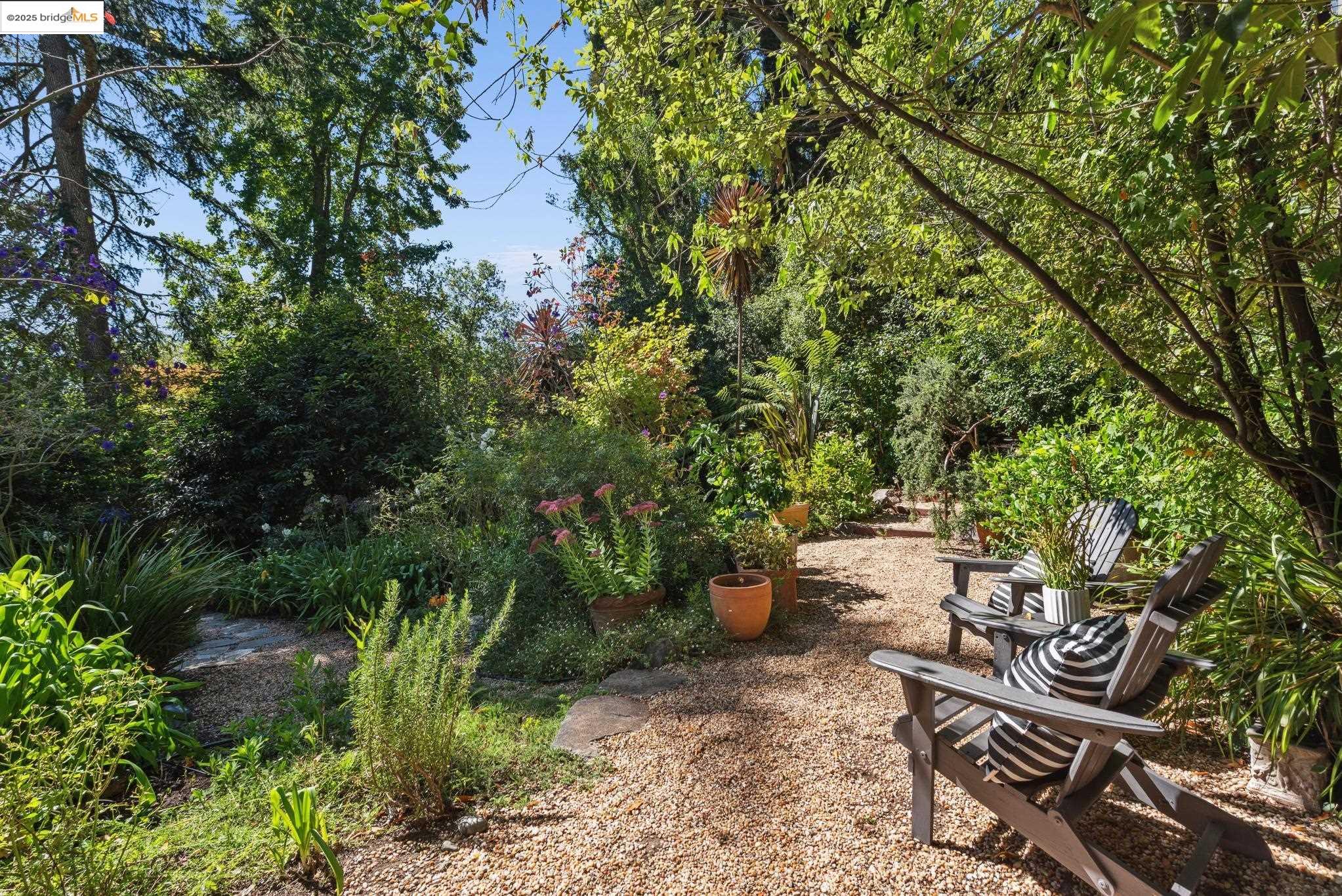Detail Gallery Image 52 of 60 For 1082 Cragmont Ave, Berkeley,  CA 94708 - 4 Beds | 3 Baths