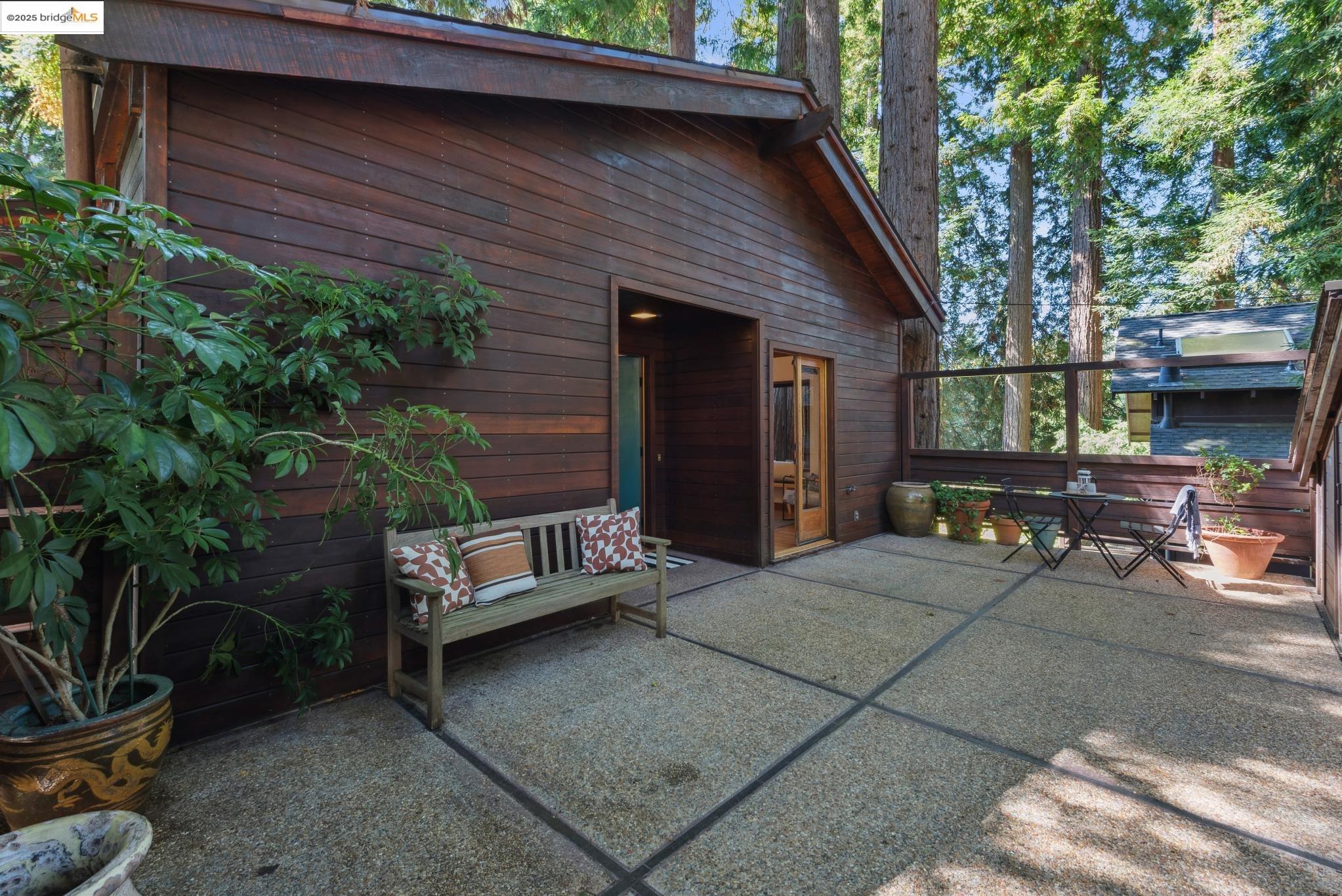 Detail Gallery Image 57 of 60 For 1082 Cragmont Ave, Berkeley,  CA 94708 - 4 Beds | 3 Baths