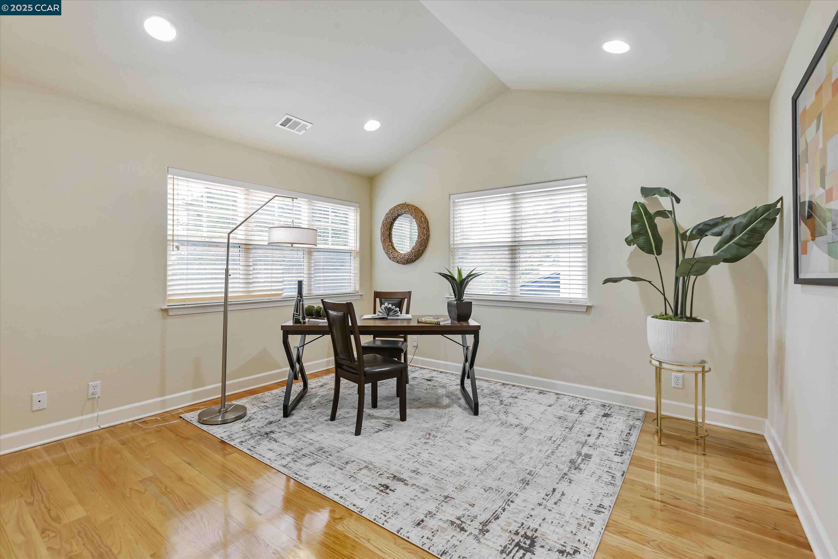 Detail Gallery Image 20 of 50 For 1215 Alvarado Rd, Berkeley,  CA 94705 - 5 Beds | 4/1 Baths