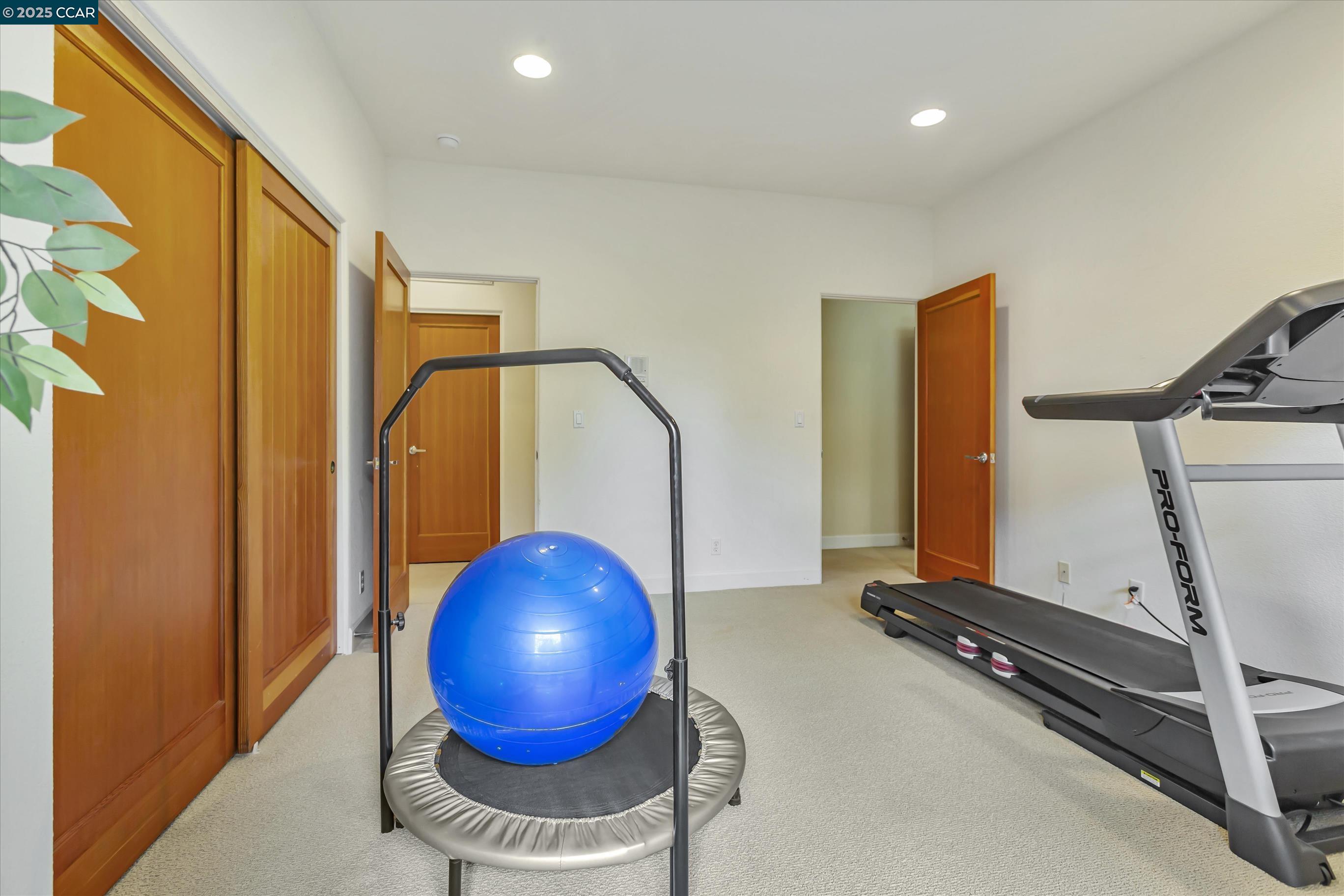 Detail Gallery Image 31 of 50 For 1215 Alvarado Rd, Berkeley,  CA 94705 - 5 Beds | 4/1 Baths